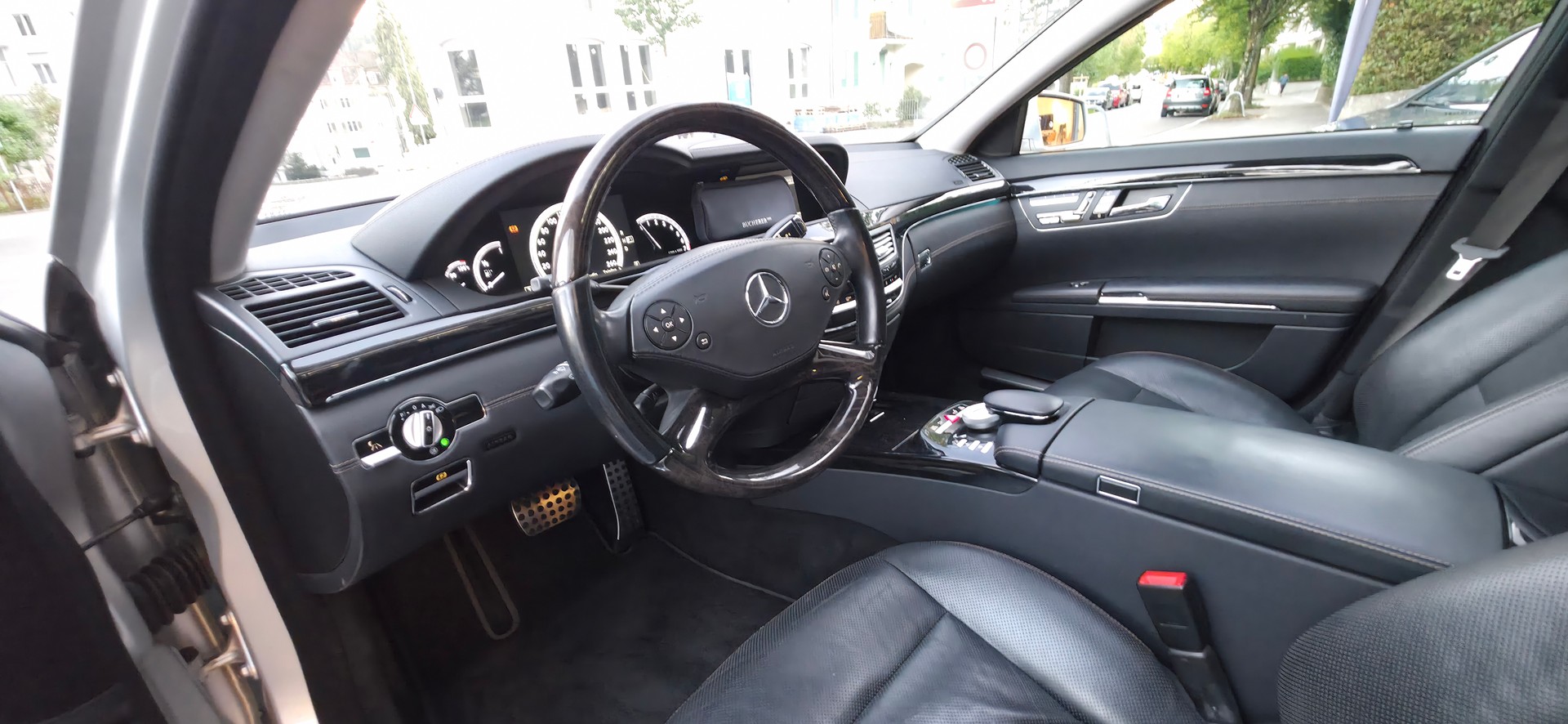 MERCEDES-BENZ S 500 L BlueEfficiency SS 4Matic 7G-Tronic-image-10