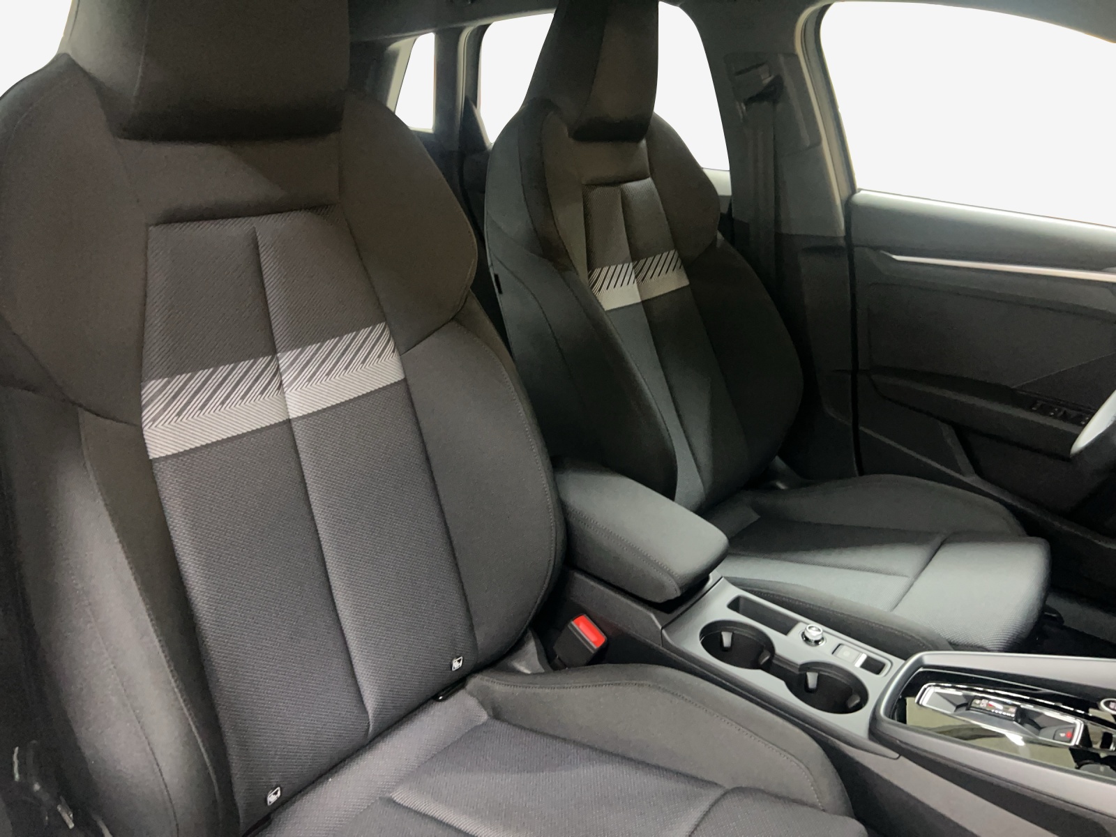 AUDI A3 Sportback TFSI 85 kW Ambition S-tronic-image-14