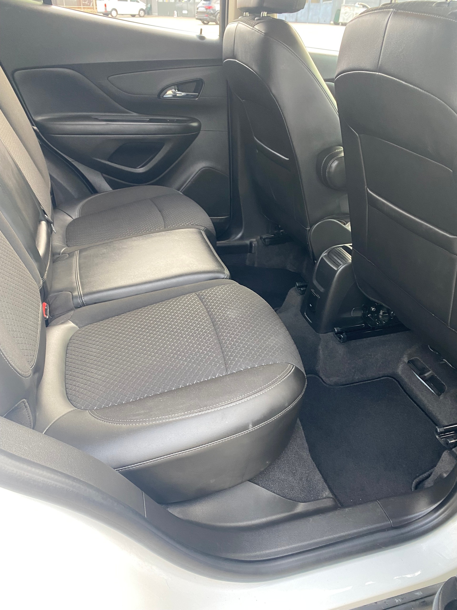 OPEL Mokka X 1.4i 16V Turbo Excellence 4WD Automatik-image-11