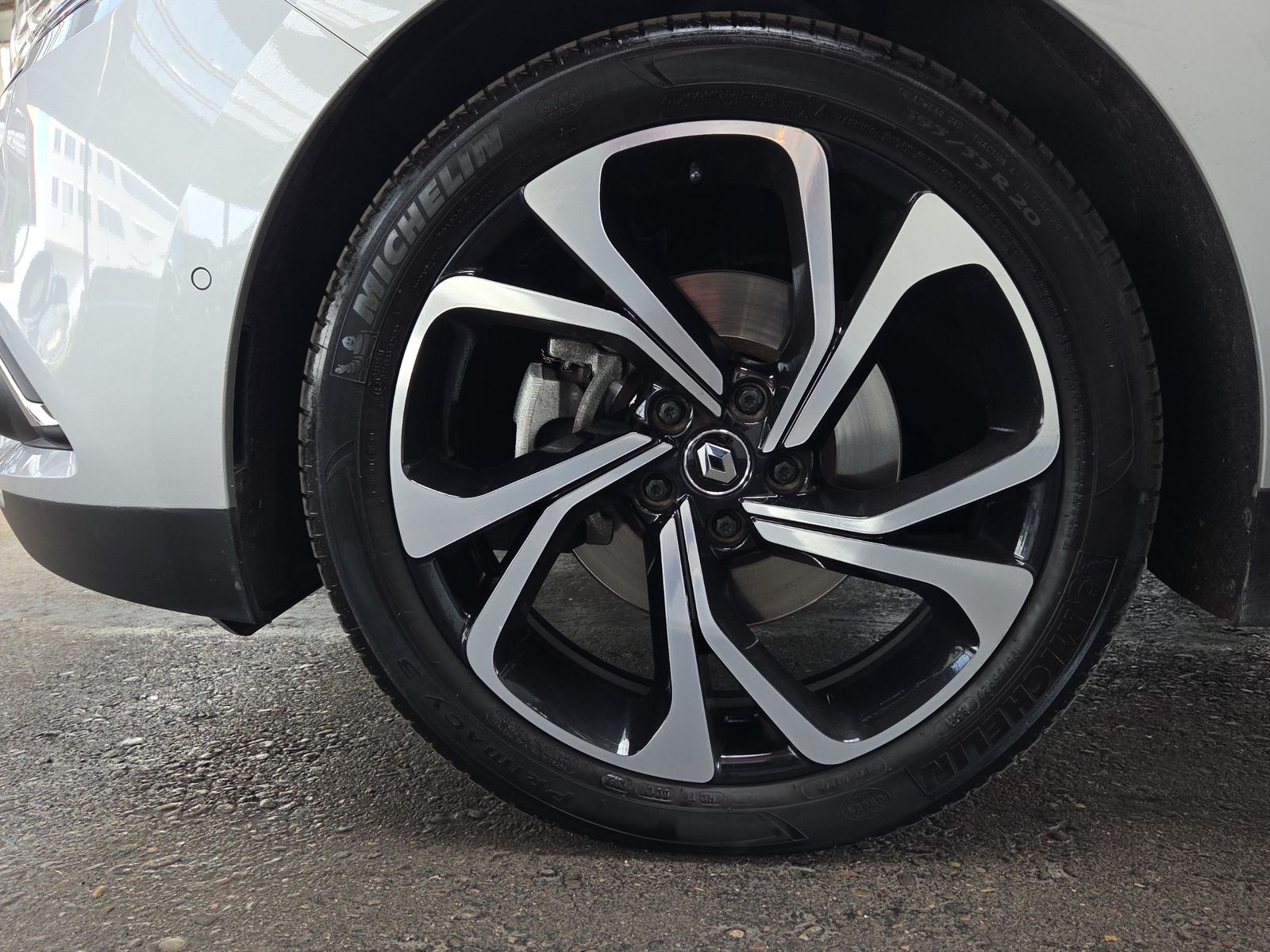 RENAULT Grand Scénic 1.5 dCi Zen EDC-image-4