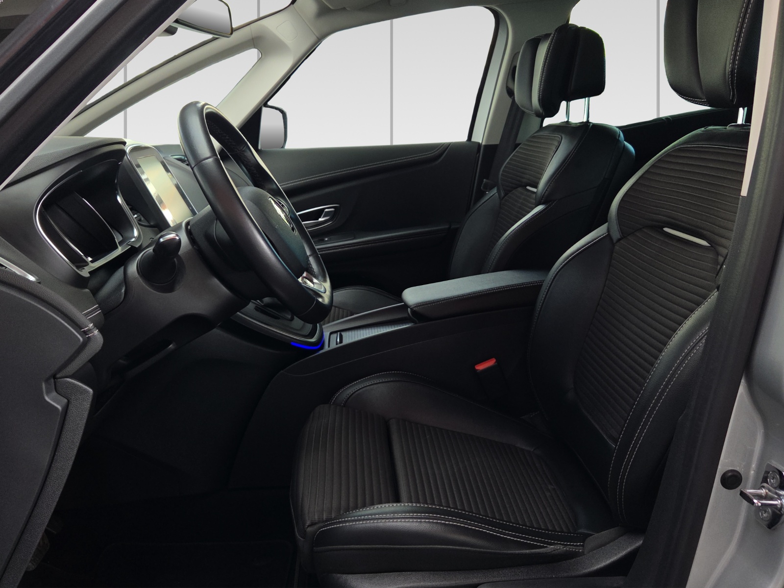 RENAULT Grand Scénic 1.5 dCi Zen EDC-image-5