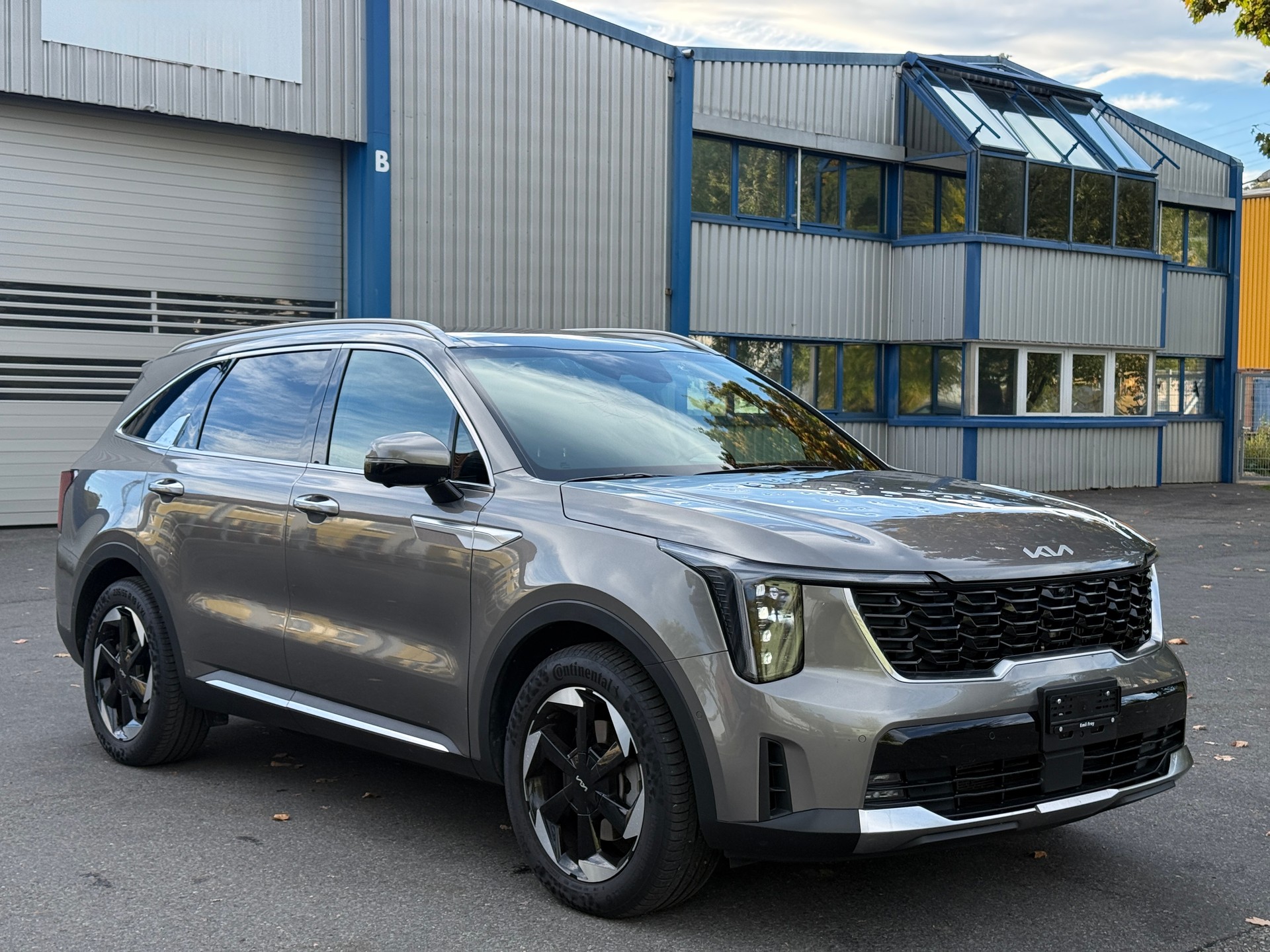 KIA Sorento 1.6 T-GDi HEV 7P Style-image-1