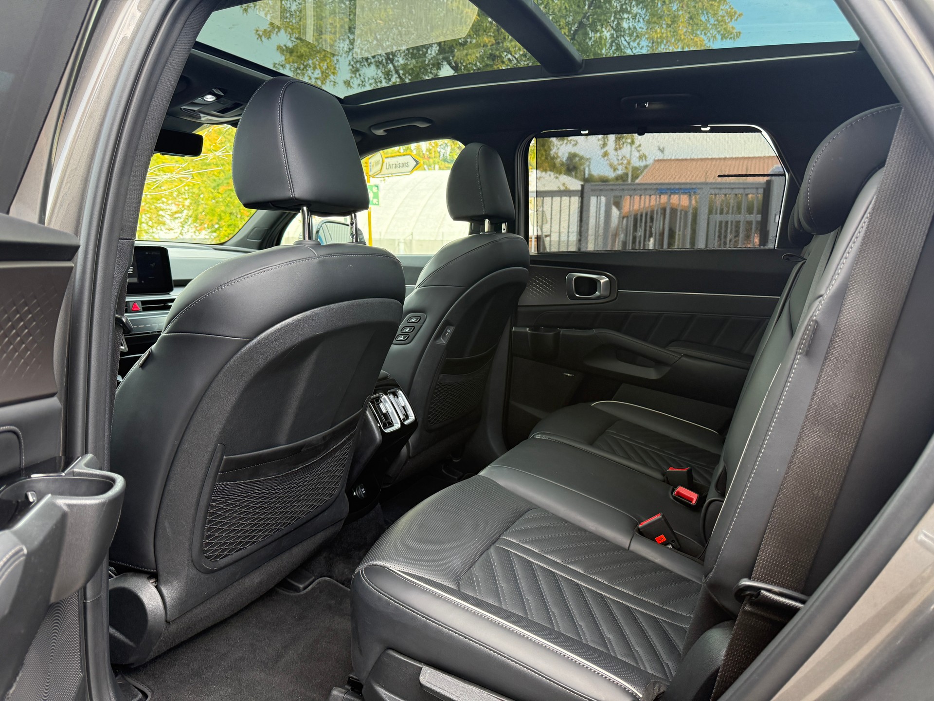 KIA Sorento 1.6 T-GDi HEV 7P Style-image-14