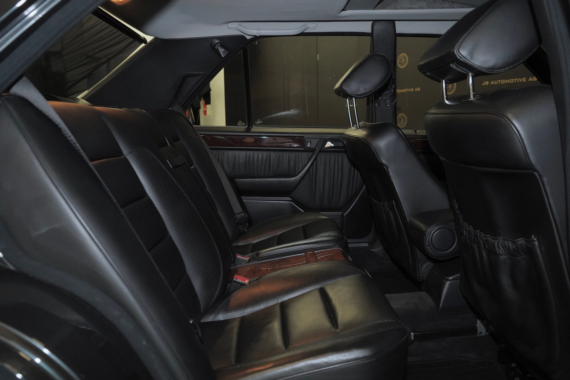 MERCEDES-BENZ 500 E Automatic-image-7