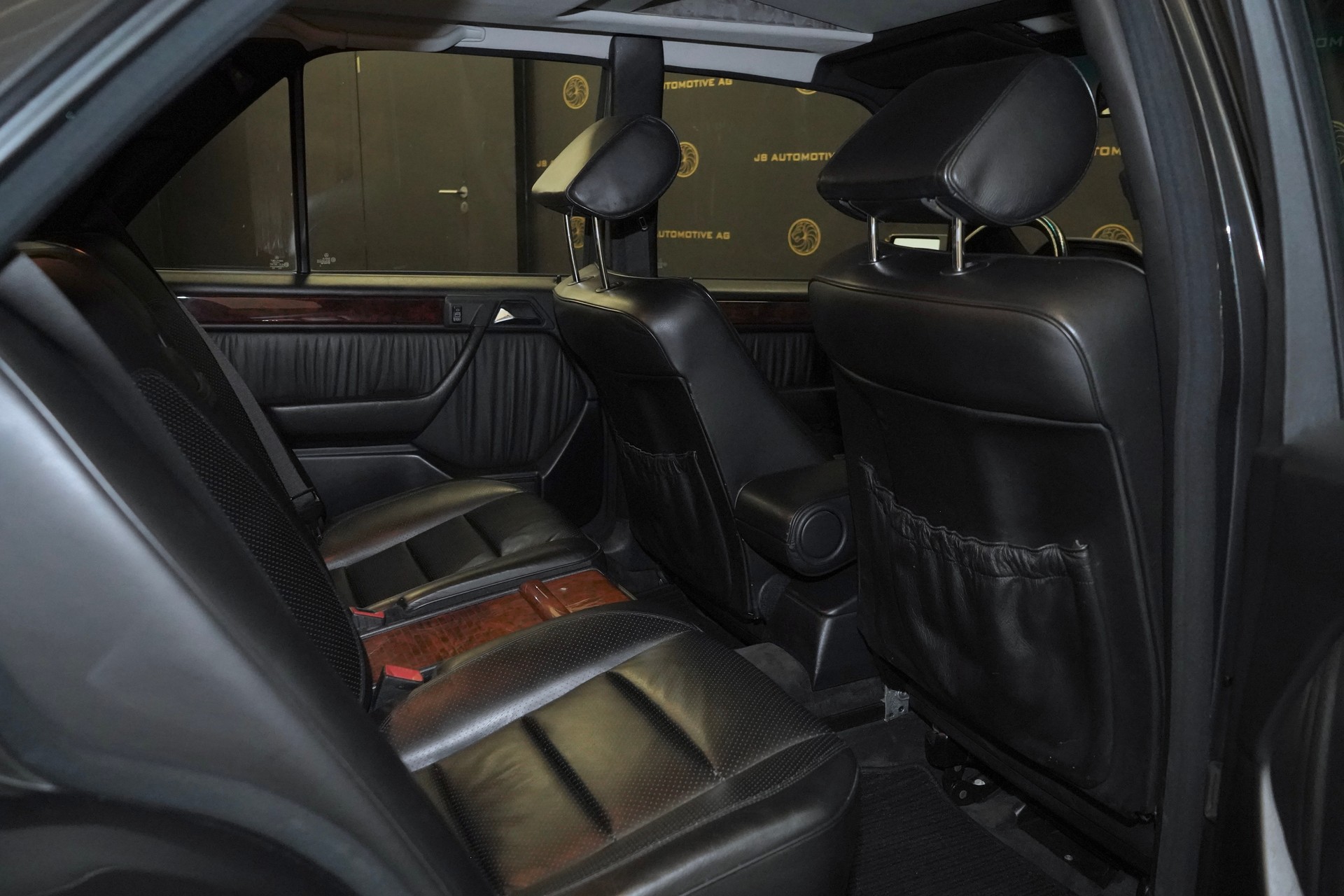 MERCEDES-BENZ 500 E Automatic-image-6
