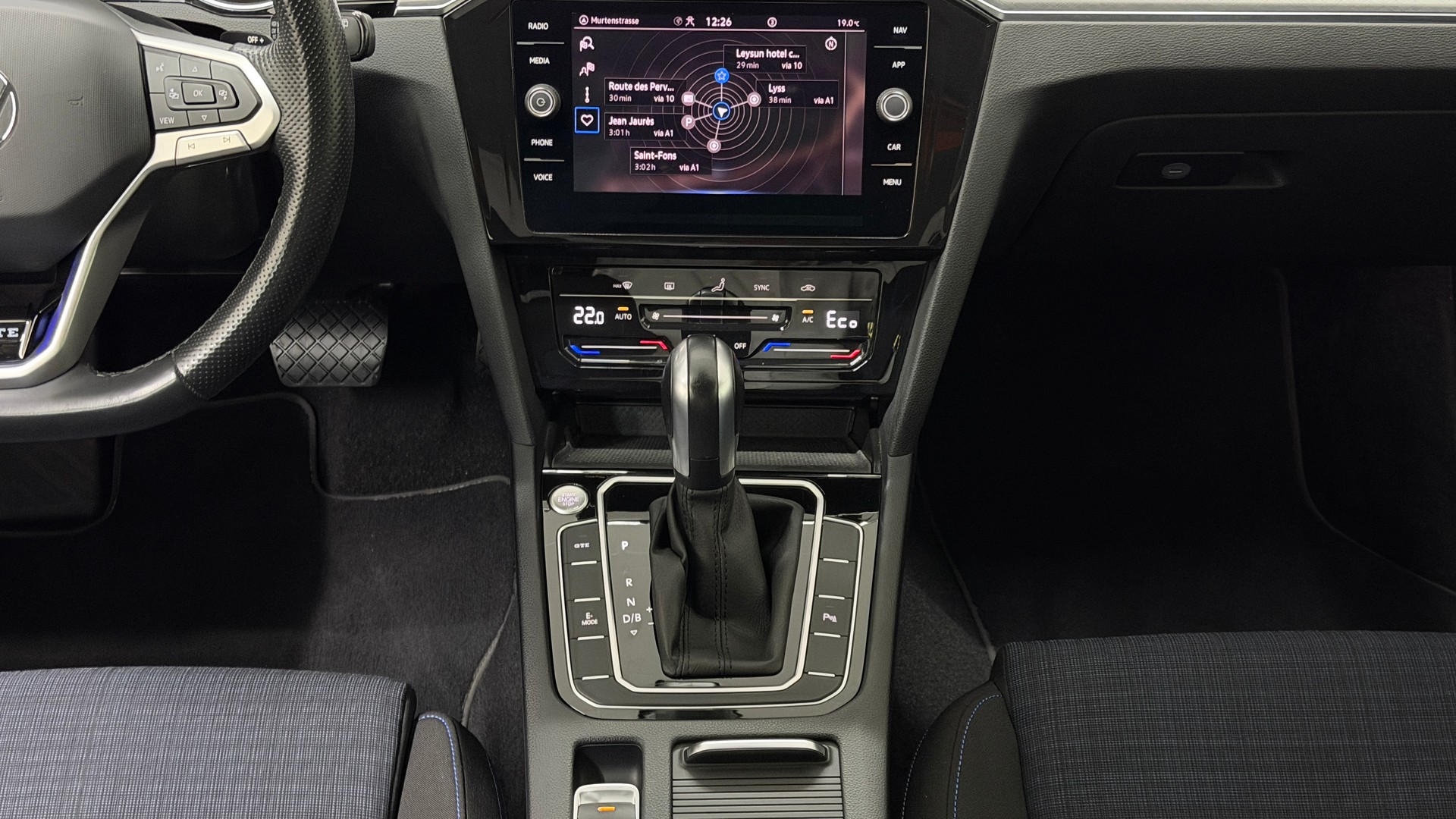 VW Passat Variant 1.4 TSI GTE Hybrid DSG-image-13