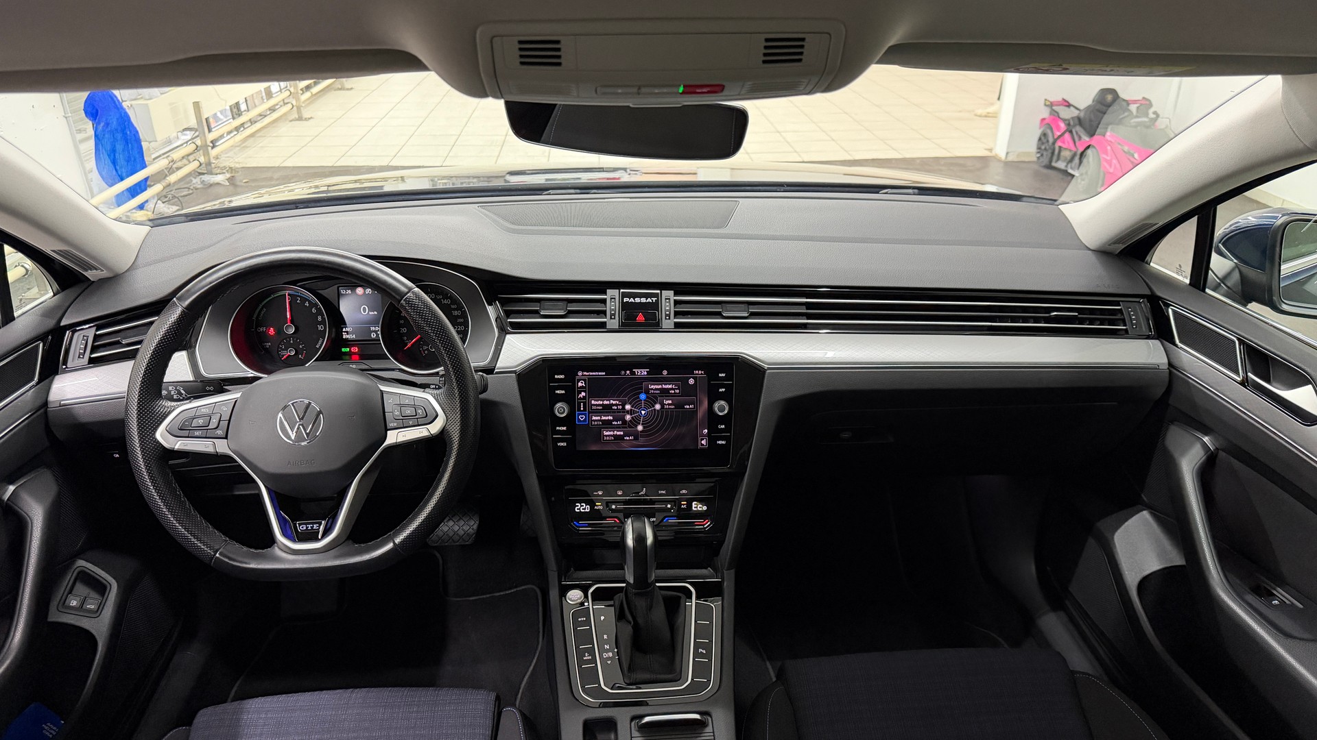 VW Passat Variant 1.4 TSI GTE Hybrid DSG-image-12