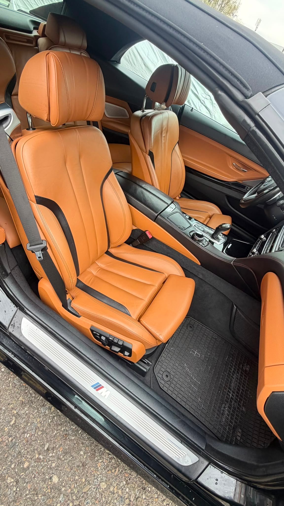 BMW 650i Cabrio xDrive-image-12