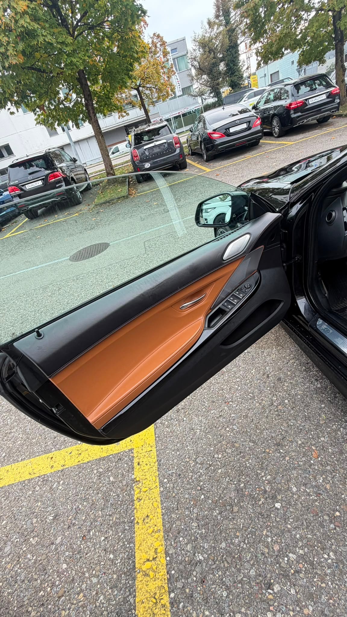 BMW 650i Cabrio xDrive-image-13