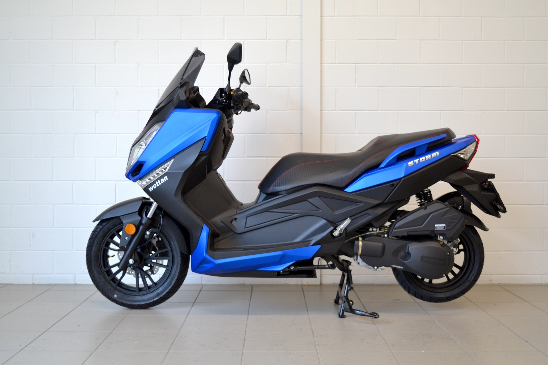 WOTTAN STORM 125-showroom-element-2