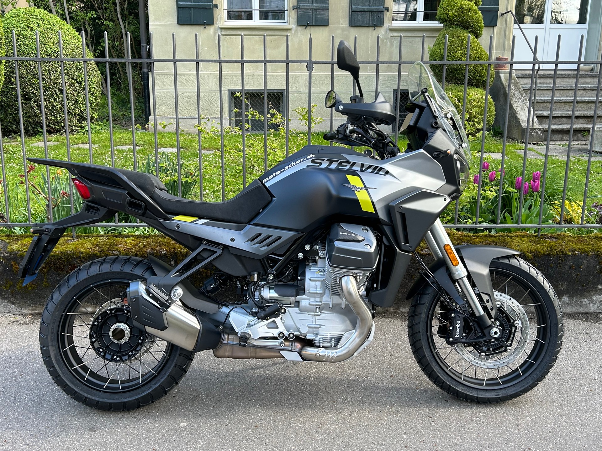 MOTO GUZZI Stelvio E5+