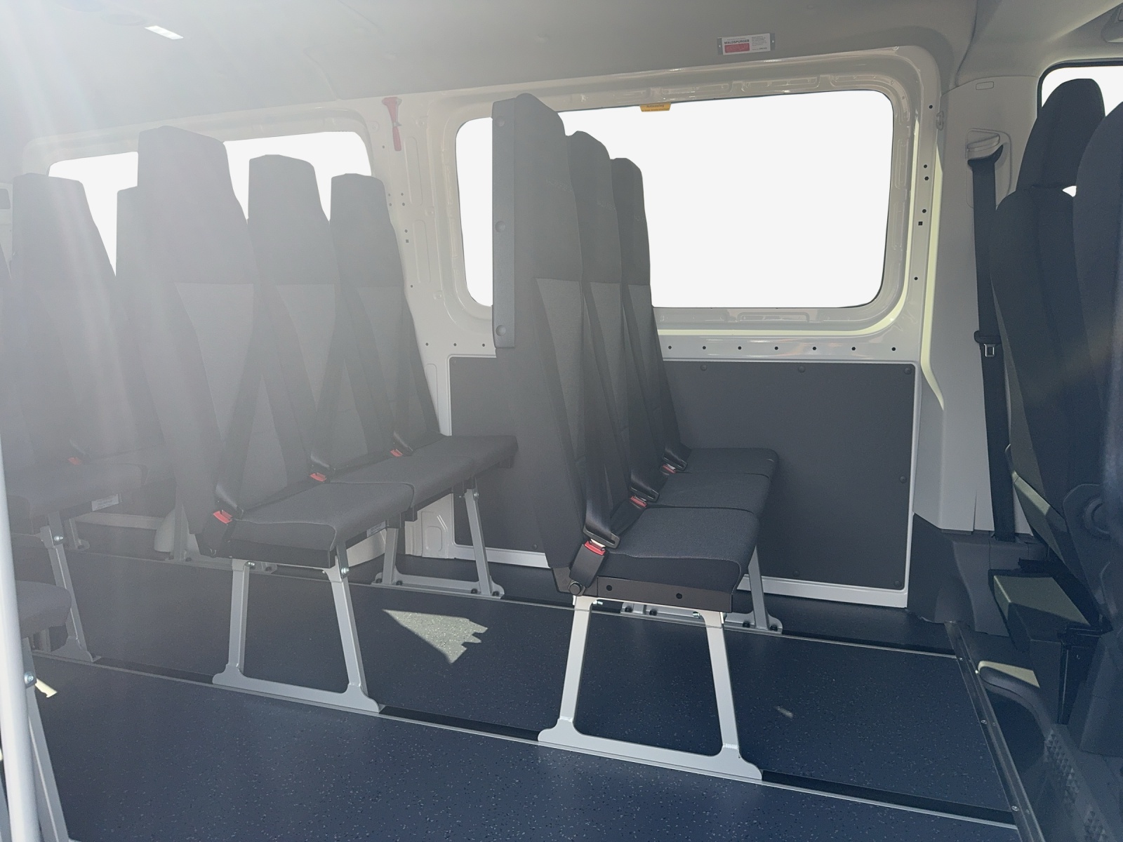 VW Crafter 35 2.0 BiTDI L3 4Motion A-image-11