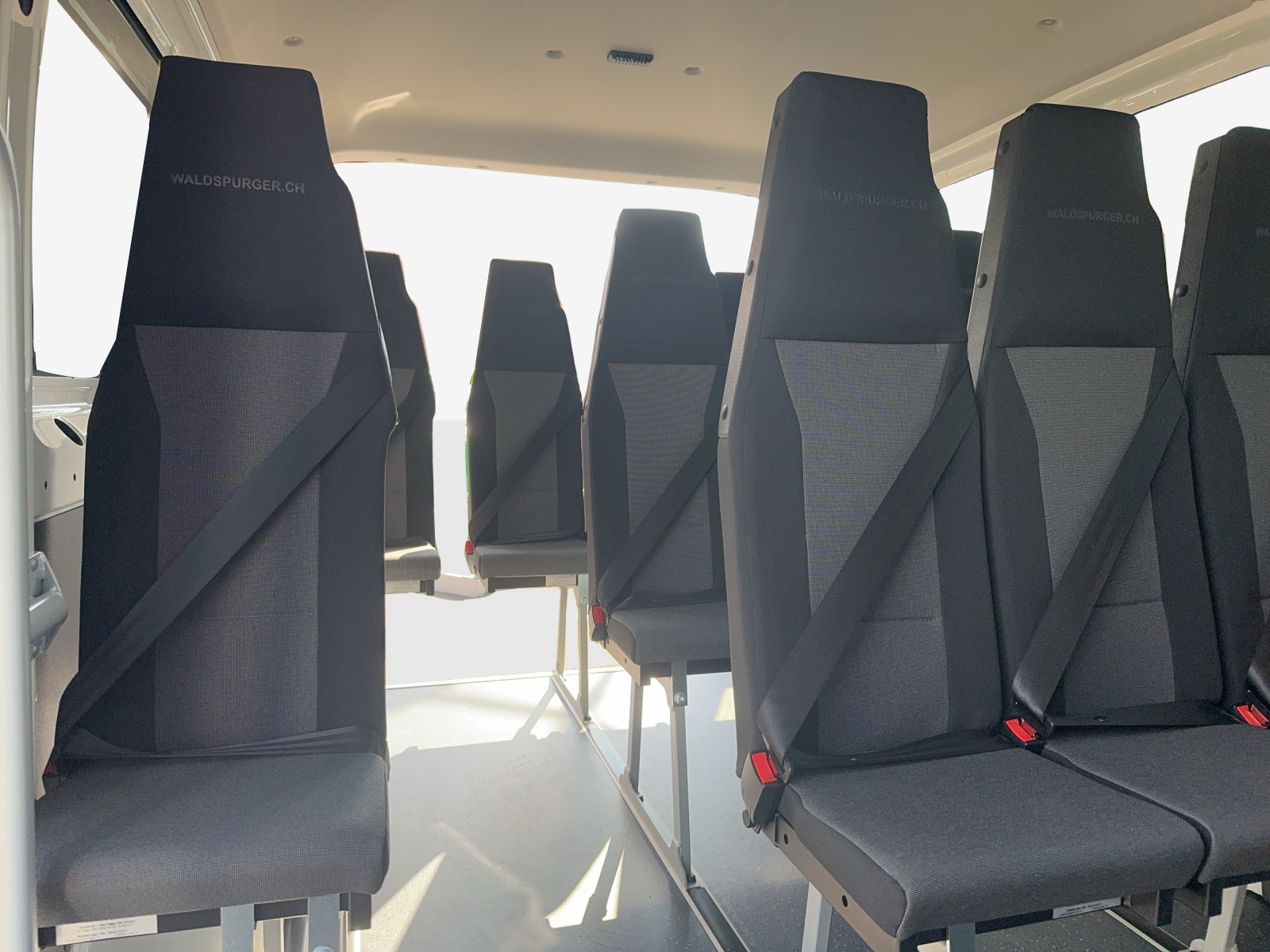 VW Crafter 35 2.0 BiTDI L3 4Motion A-image-13