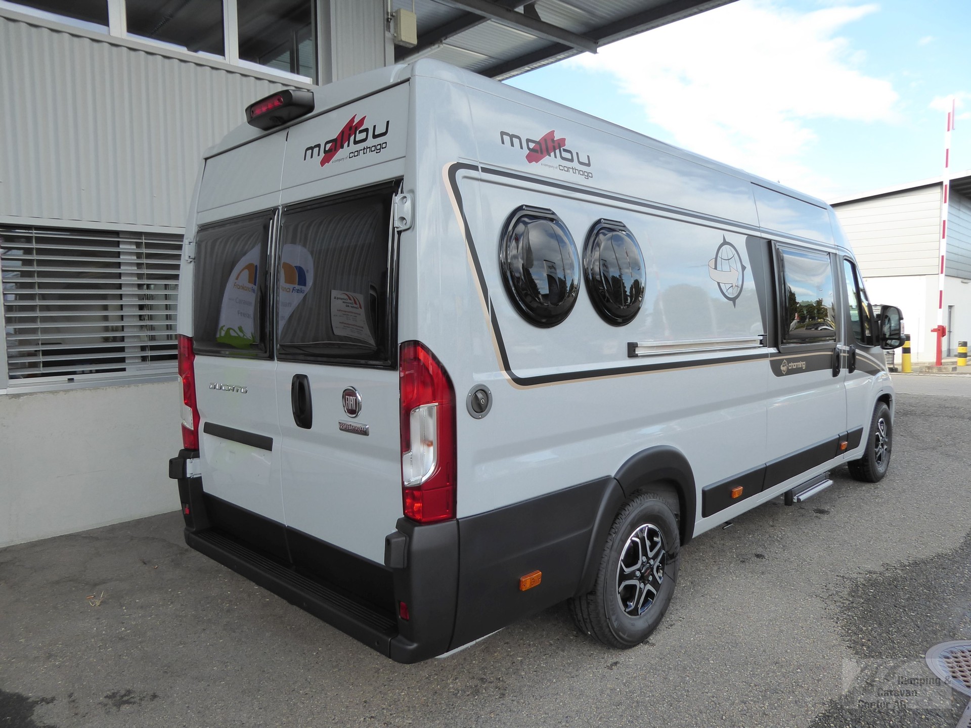 MALIBU Van comfort 640 LE Coupé-image-2