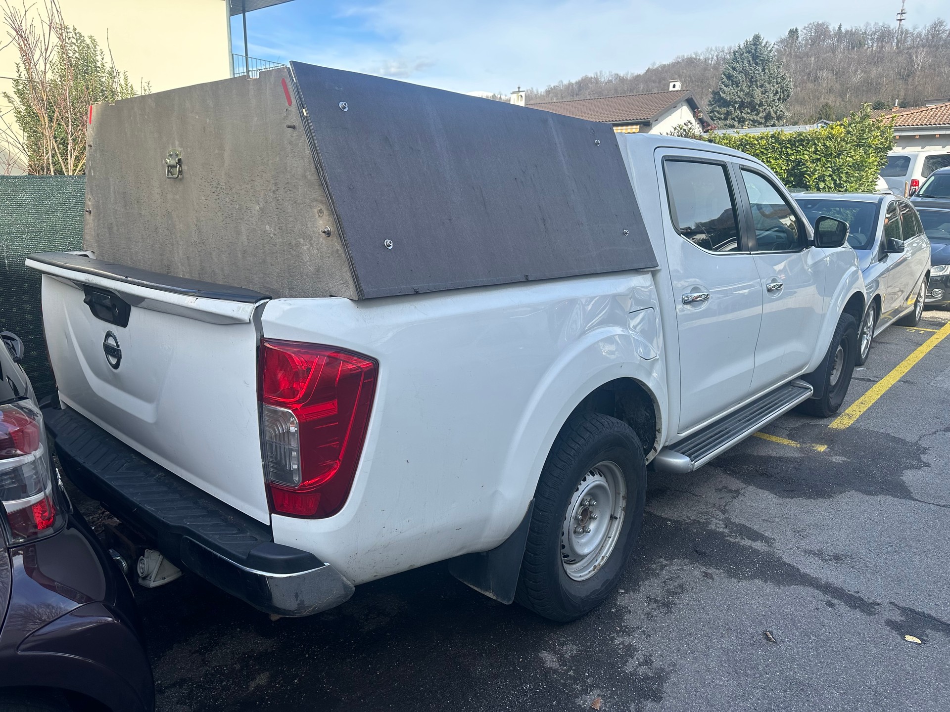 NISSAN Navara Double Cab N-Connecta 2.3 dCi 4WD Automatic-showroom-element-3