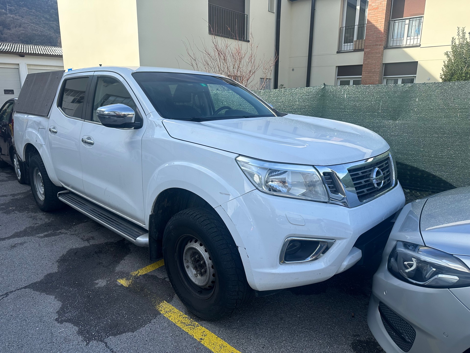 NISSAN Navara Double Cab N-Connecta 2.3 dCi 4WD Automatic-image-4