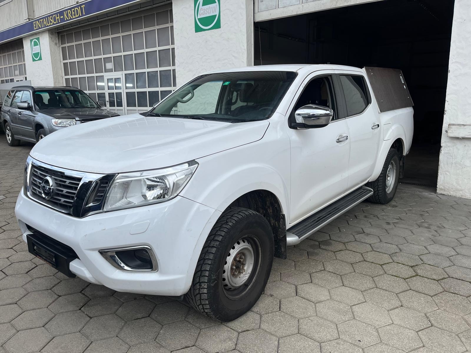 NISSAN Navara Double Cab N-Connecta 2.3 dCi 4WD Automatic