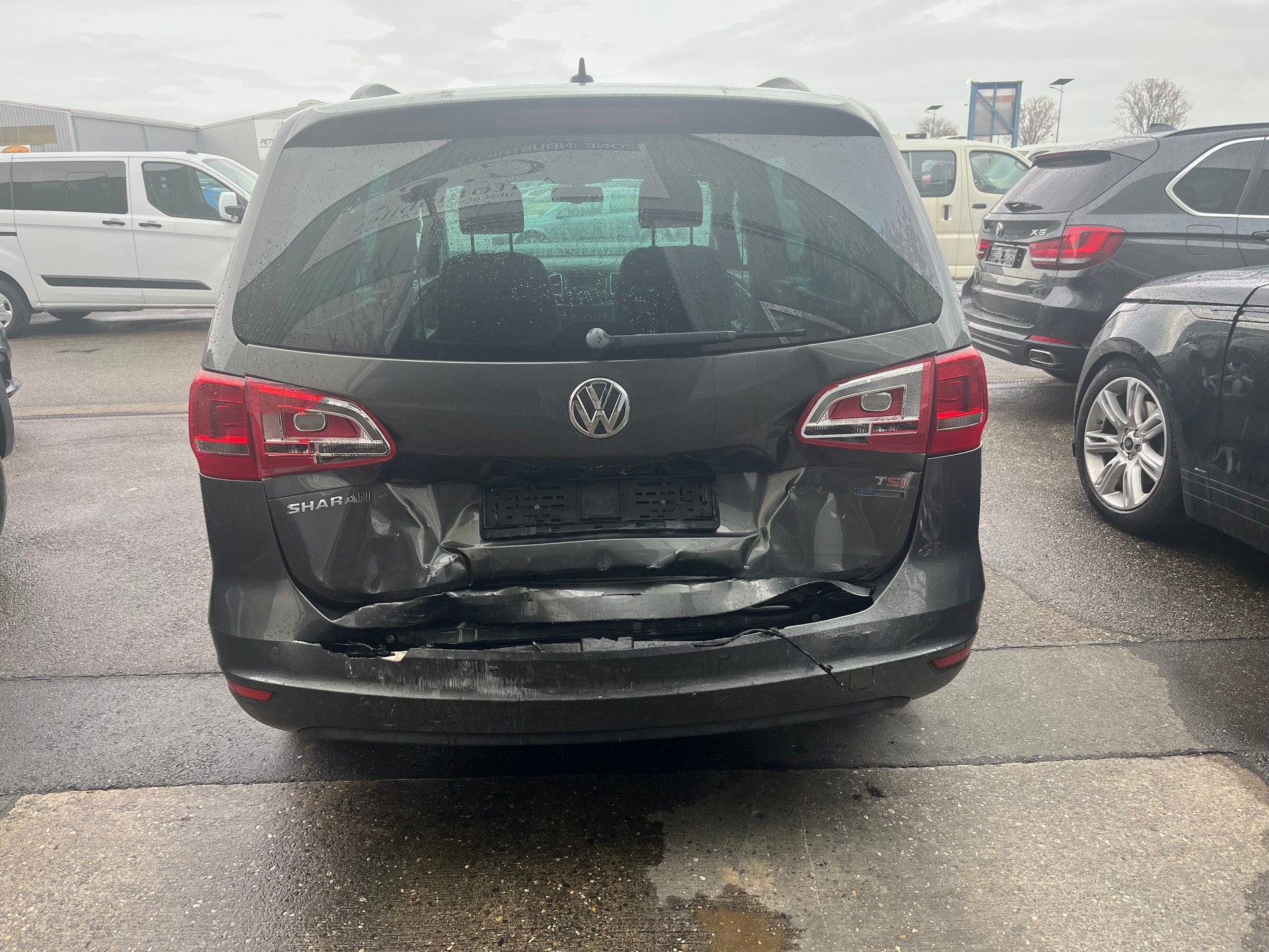 VW Sharan 1.4 TSI BlueMotion Technology Trendline-image-1