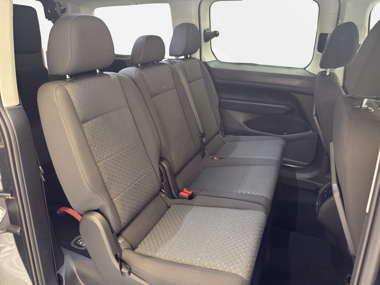 FORD TOURNEO CONNECT Grand 1.5 Titanium Rollstuhlumbau-image-7