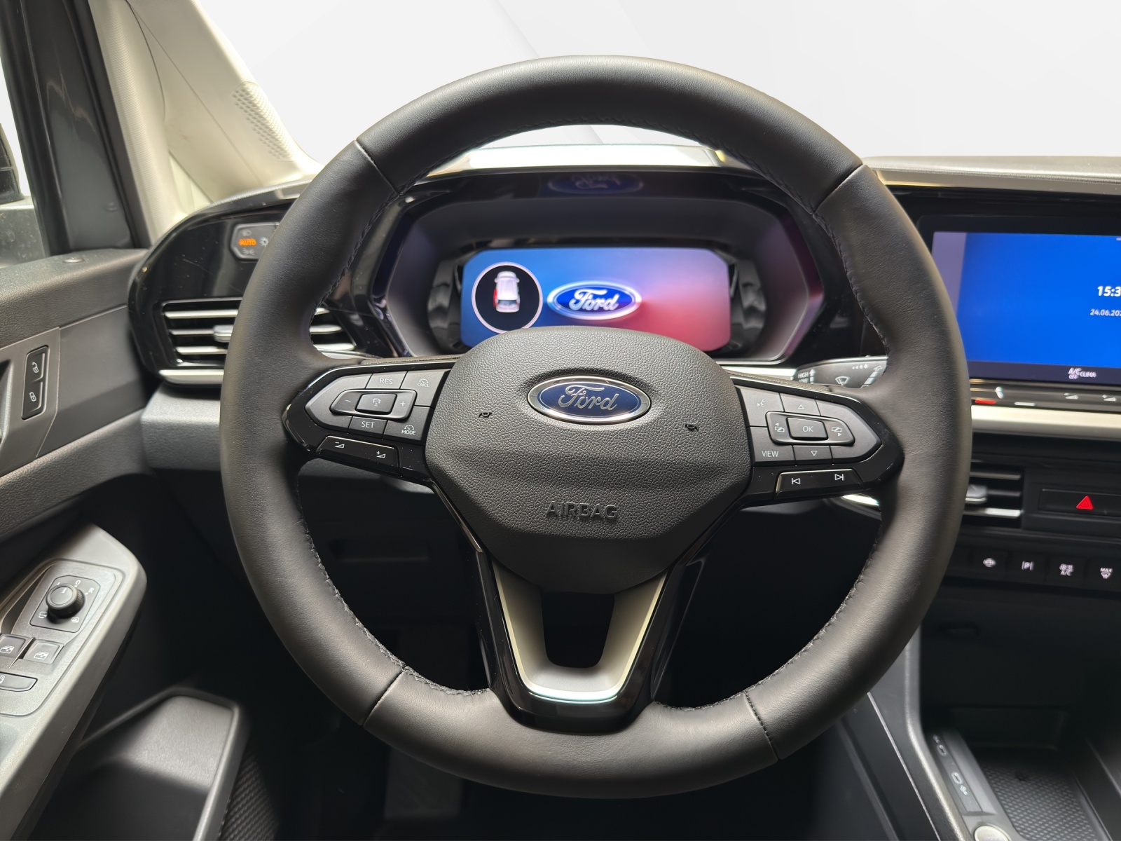 FORD TOURNEO CONNECT Grand 1.5 Titanium Rollstuhlumbau-image-5