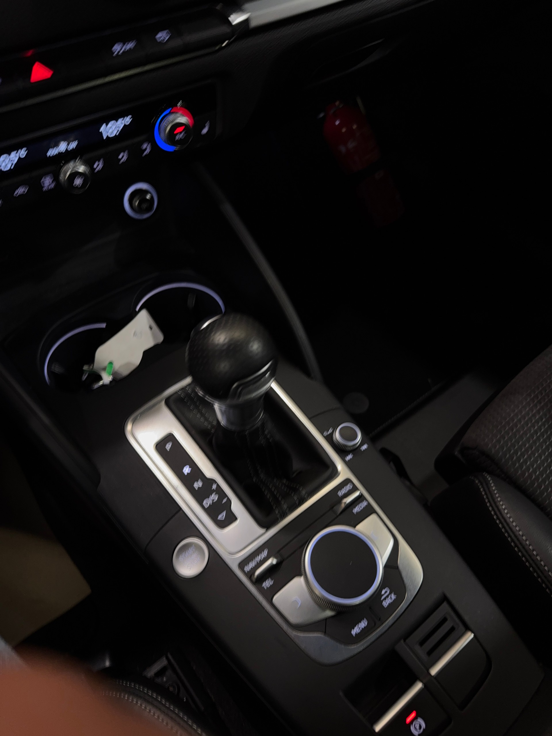 AUDI A3 Sportback 40 TFSI e-tron Sport S-tronic-image-12