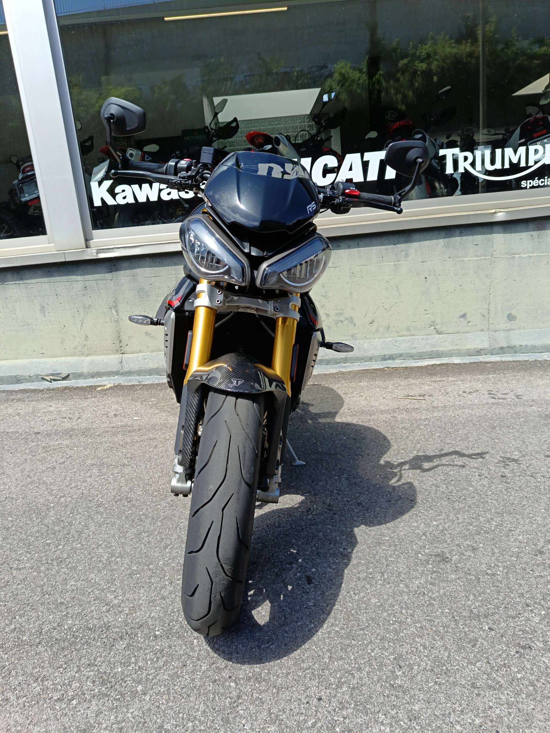 TRIUMPH Speed Triple RS-showroom-element-2