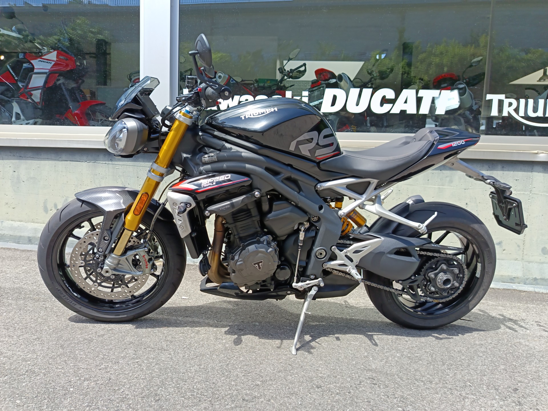 TRIUMPH Speed Triple RS-showroom-element-3