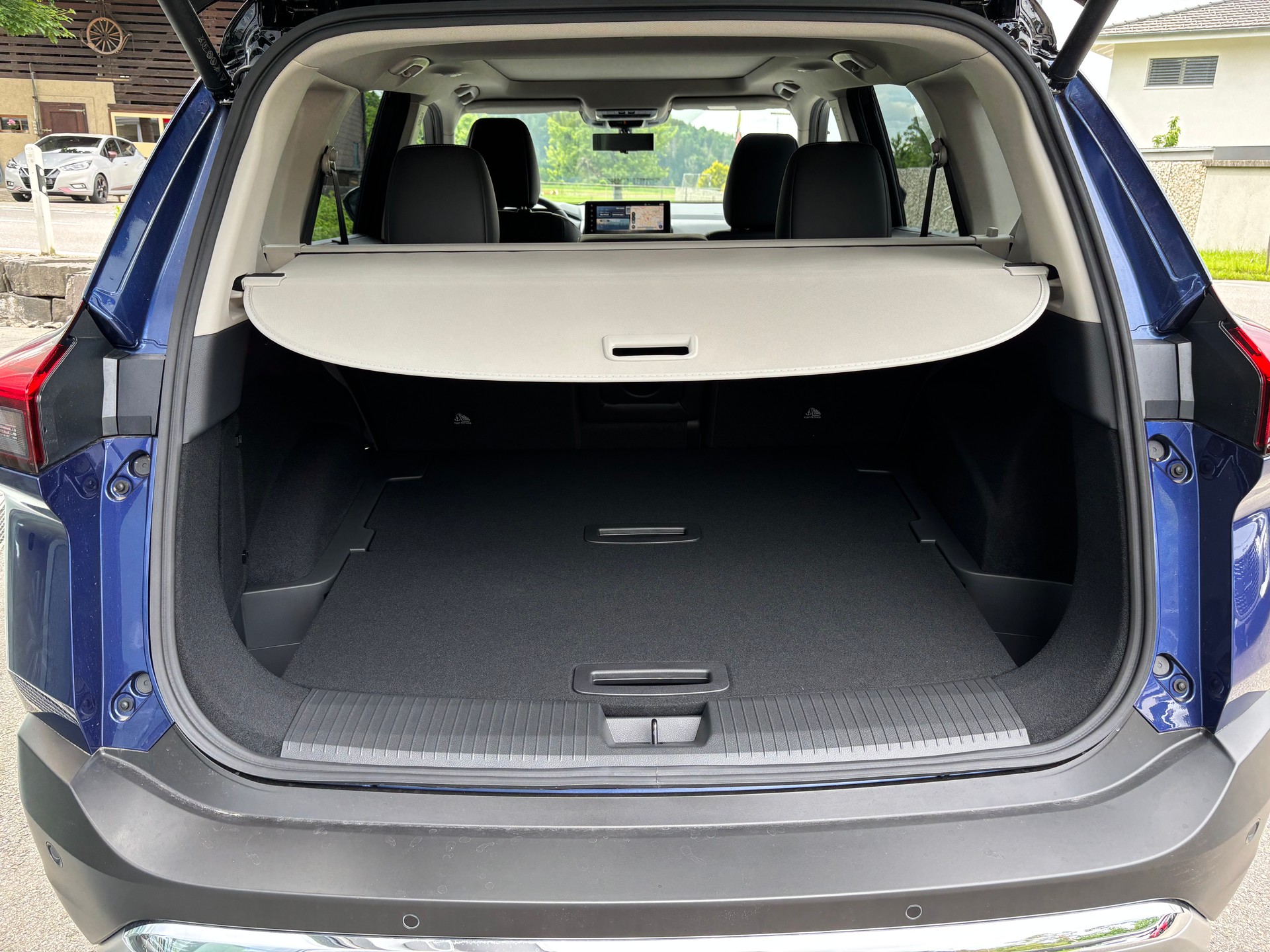 NISSAN X-Trail 1.5 VC e-Power 4WD Tekna+-image-4