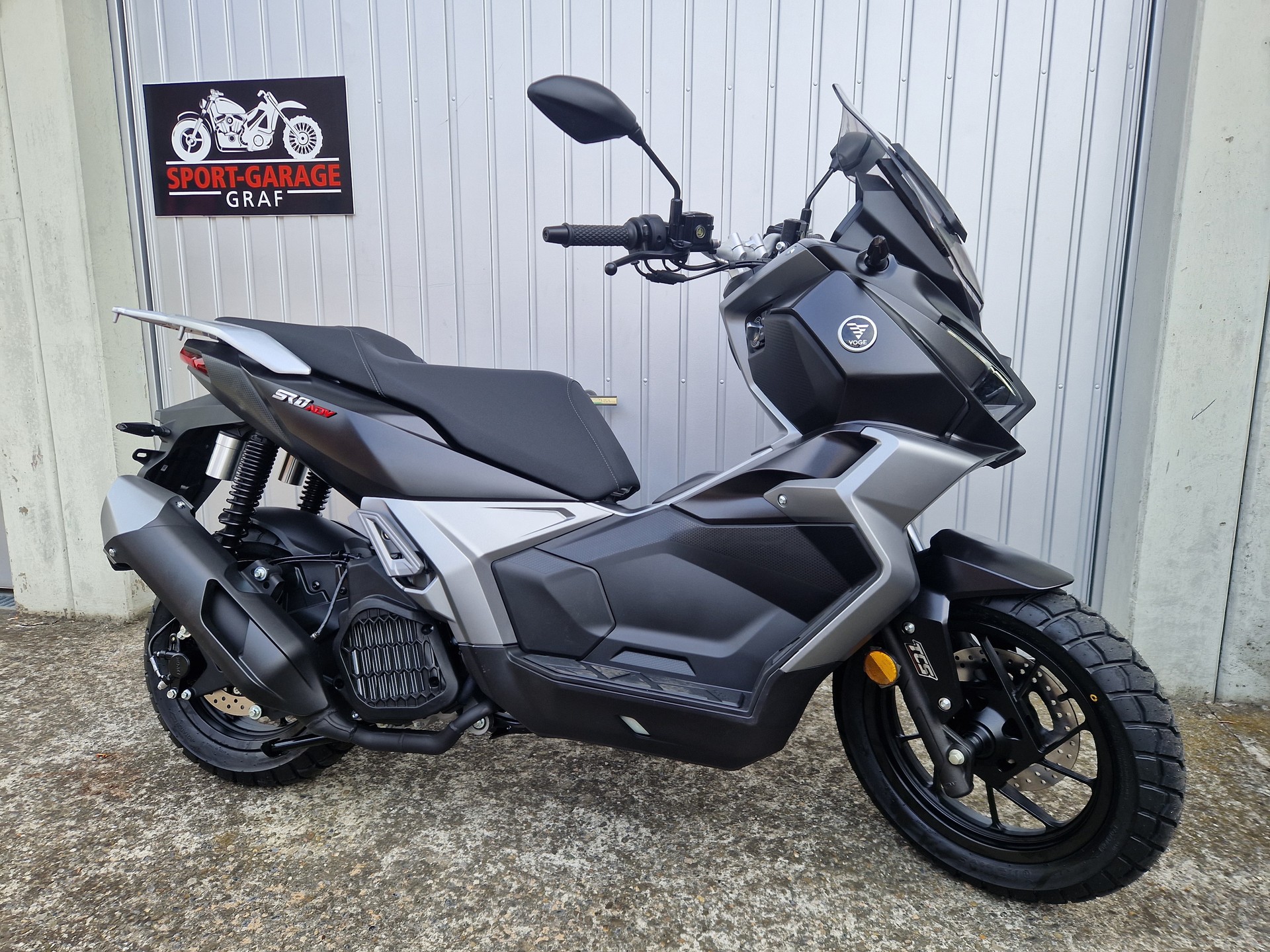 VOGE SR1 ADV Black
