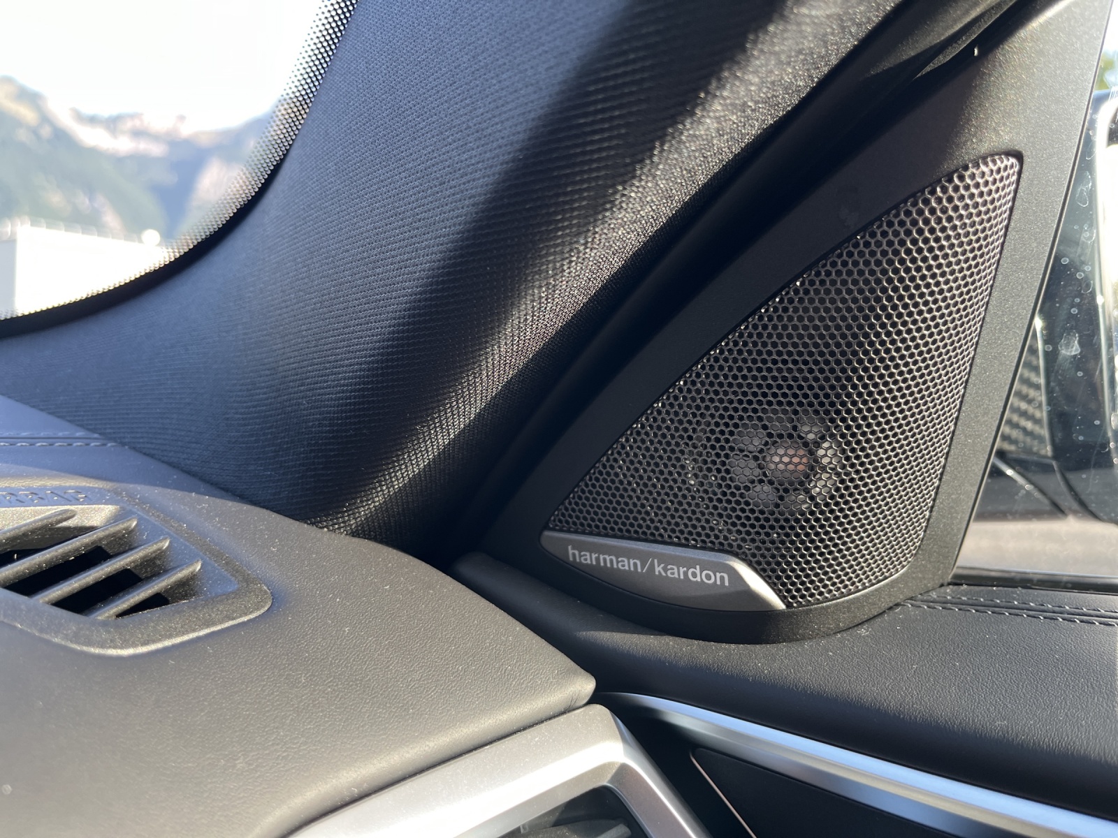 BMW M4 CS Coupé-image-15