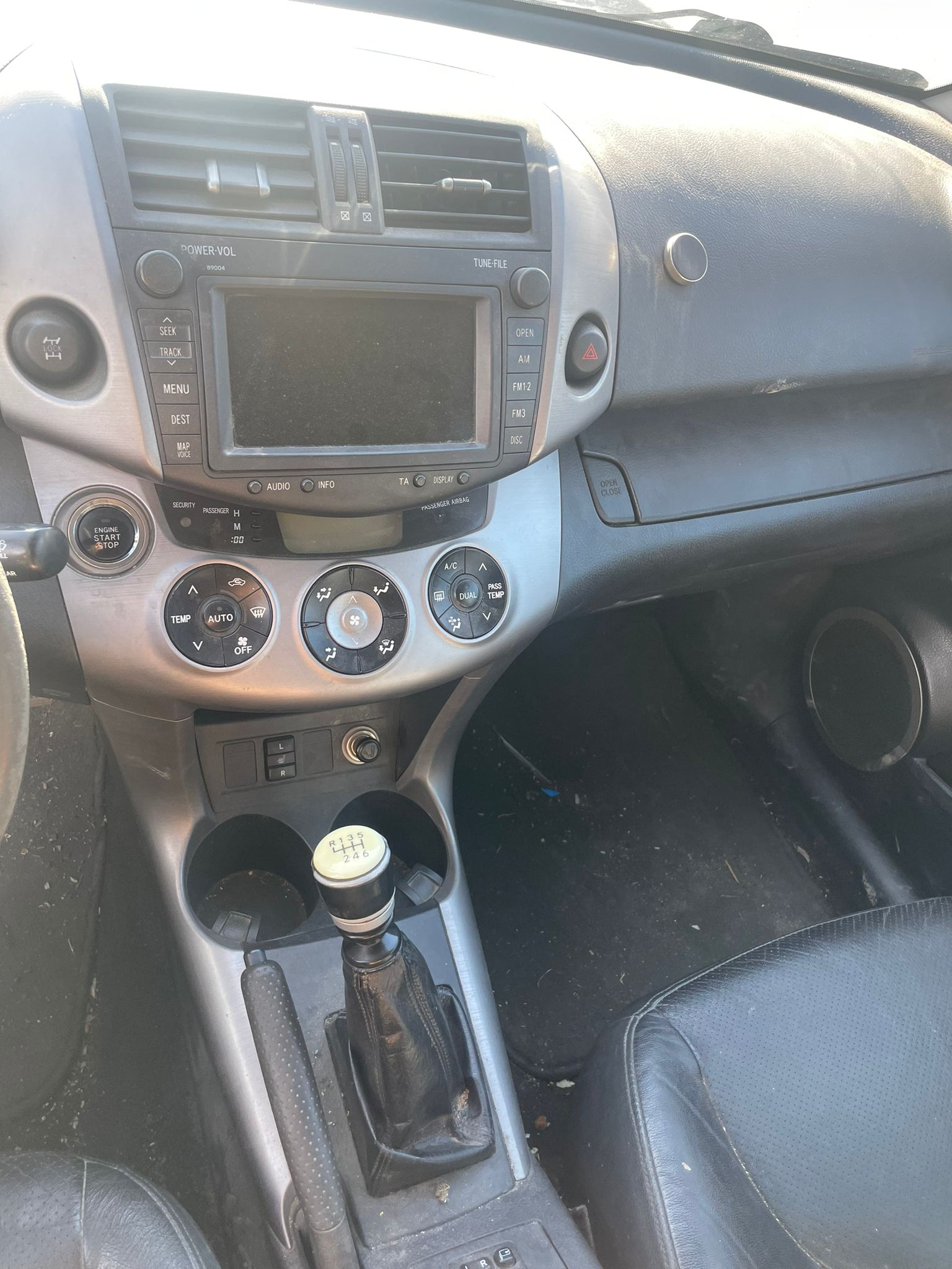 TOYOTA RAV-4 2.2D-4 D CleanPower Linea Sol-image-9