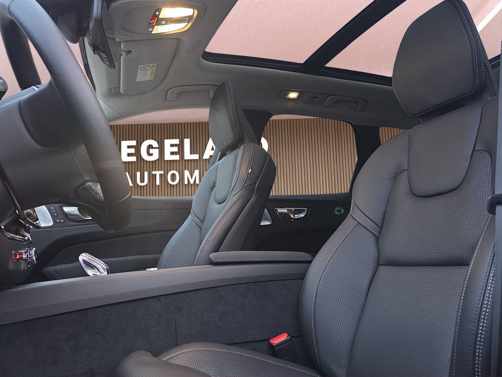 VOLVO XC60 2.0 T6 TE Ultra Dark eAWD-image-18