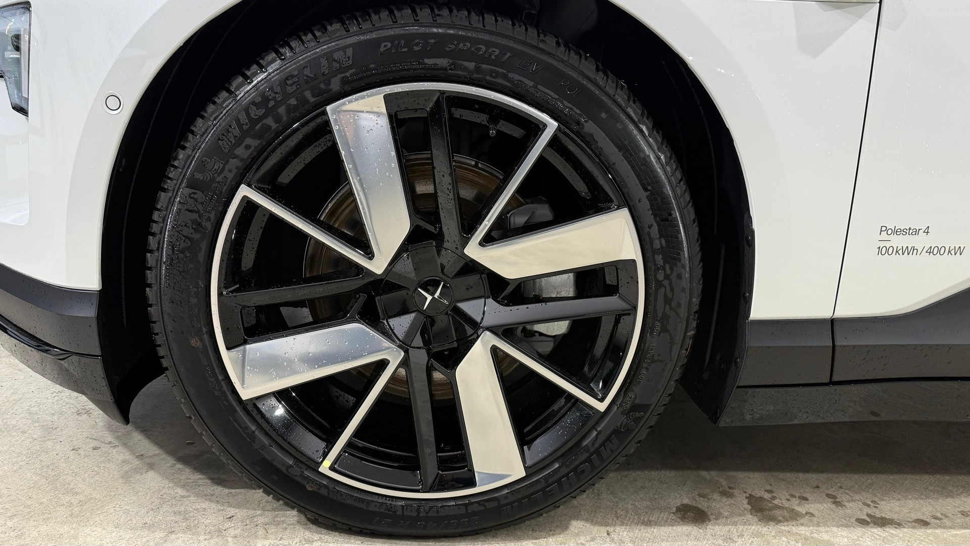 POLESTAR 4 Long Range Dual Motor Prime-image-7