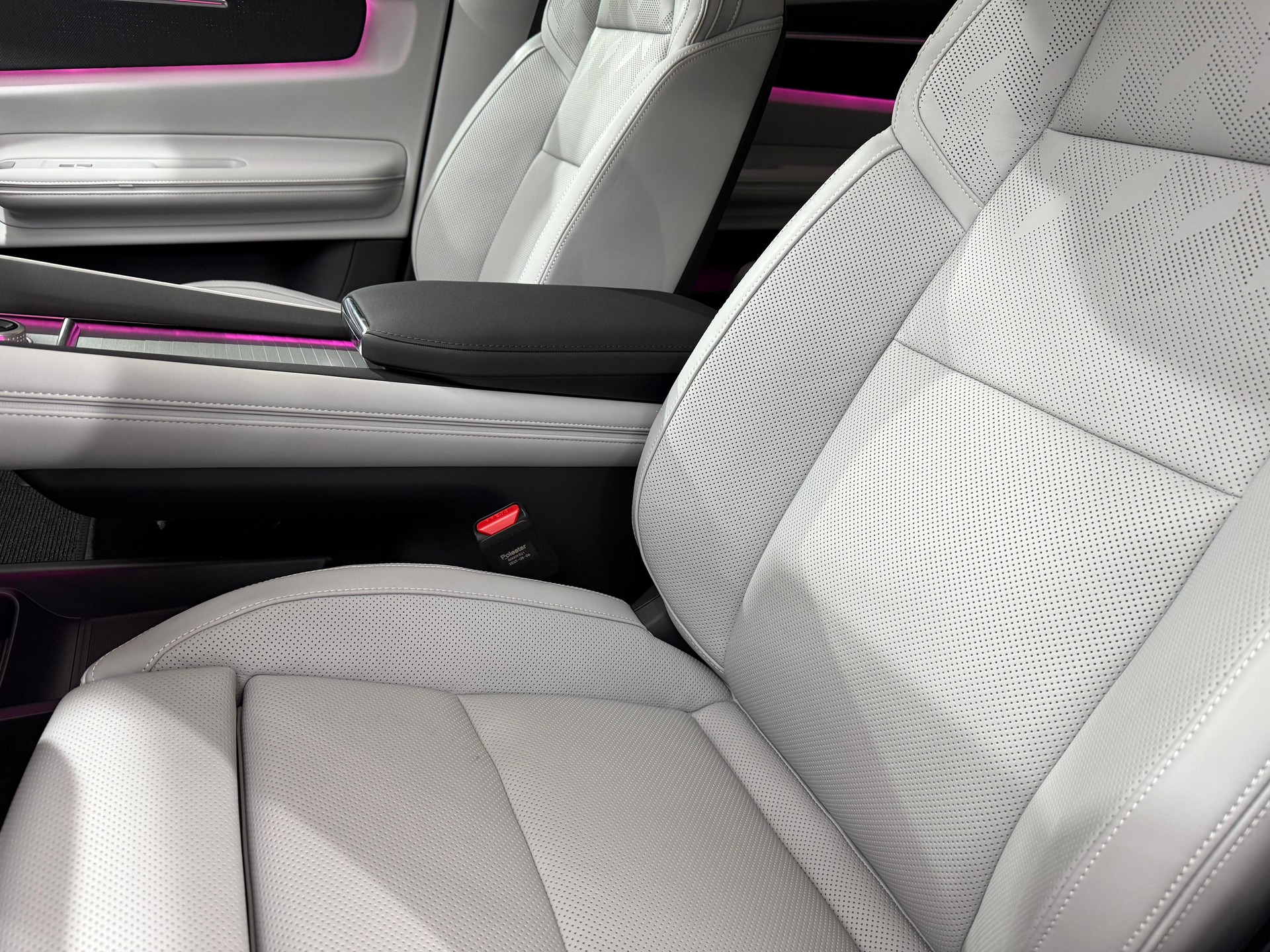 POLESTAR 4 Long Range Dual Motor Prime-image-13