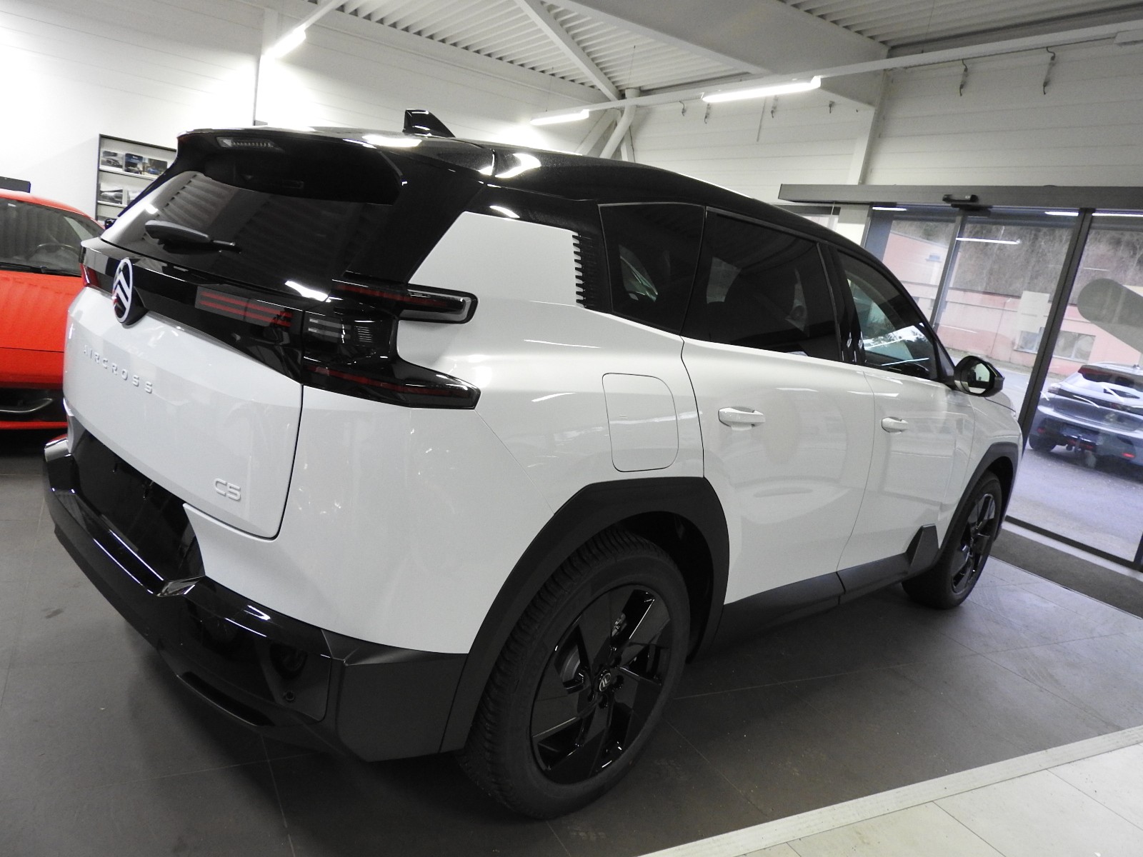 CITROEN C5 Aircross 1.2 MHEV MAX-image-3