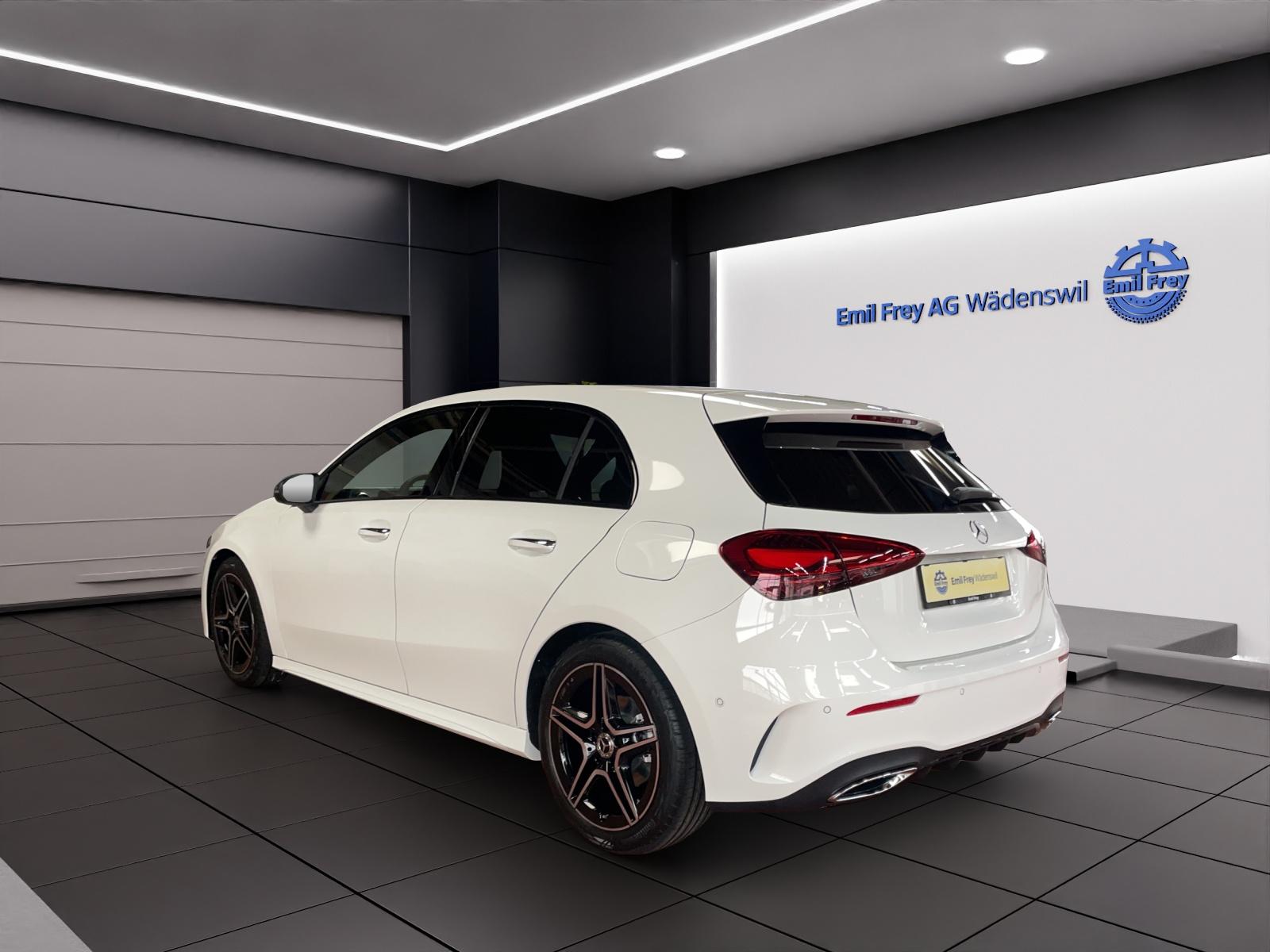 MERCEDES-BENZ A 180 Night Star AMG Line-image-3