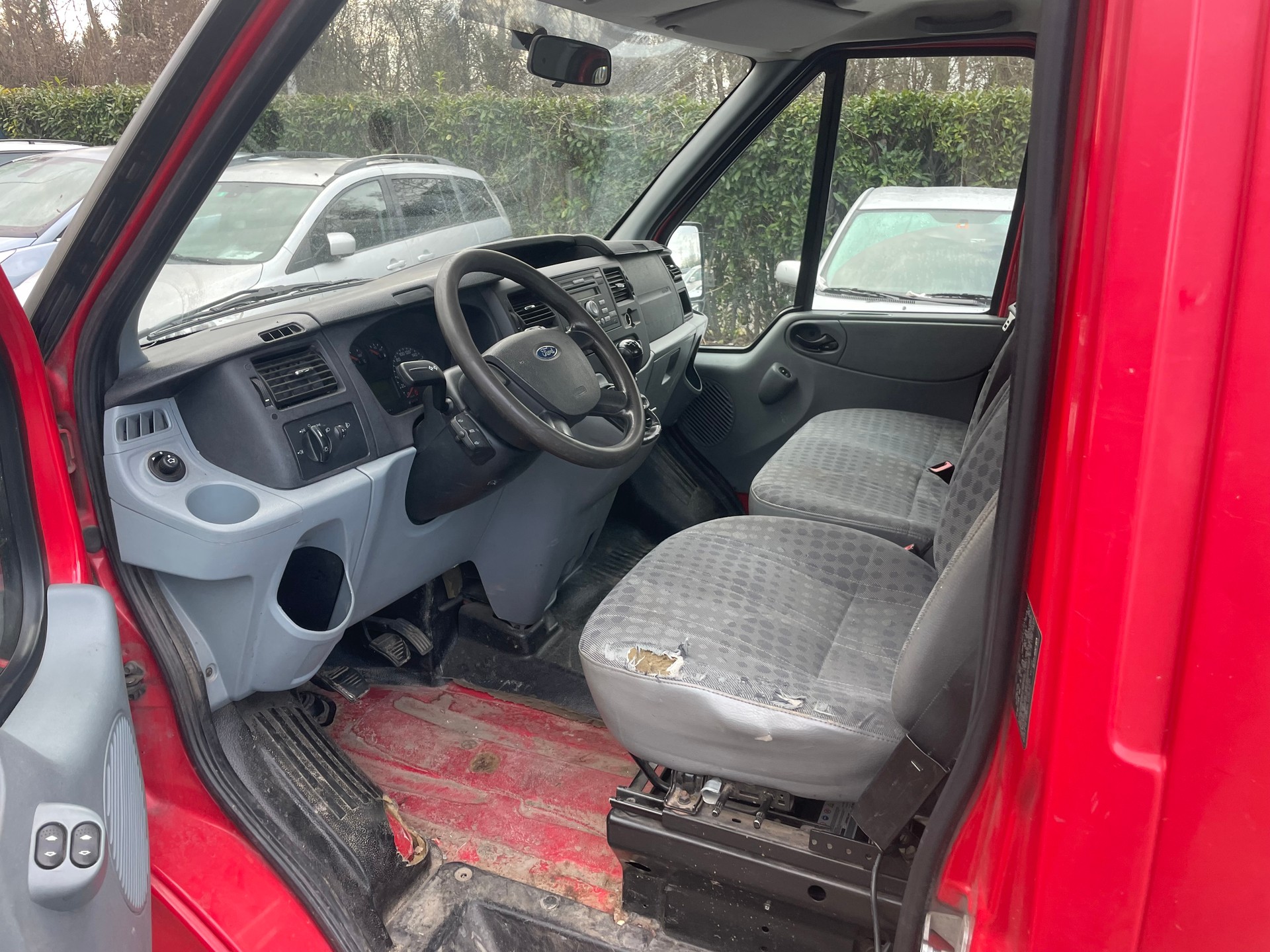 FORD Transit Kipper 4x4-image-4