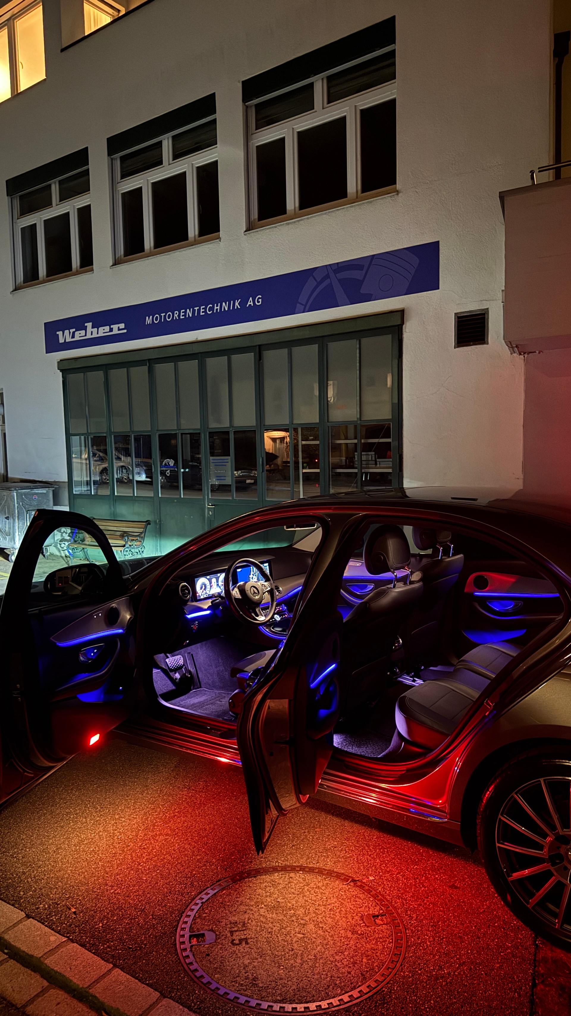 MERCEDES-BENZ E 220 D 8-fach bereift | Schiebedach Frisch ab MFK-image-6