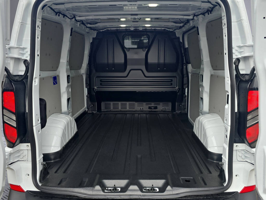 FORD Transit Custom Van 320 L1 2.0 EcoBlue 136 Trend-image-14