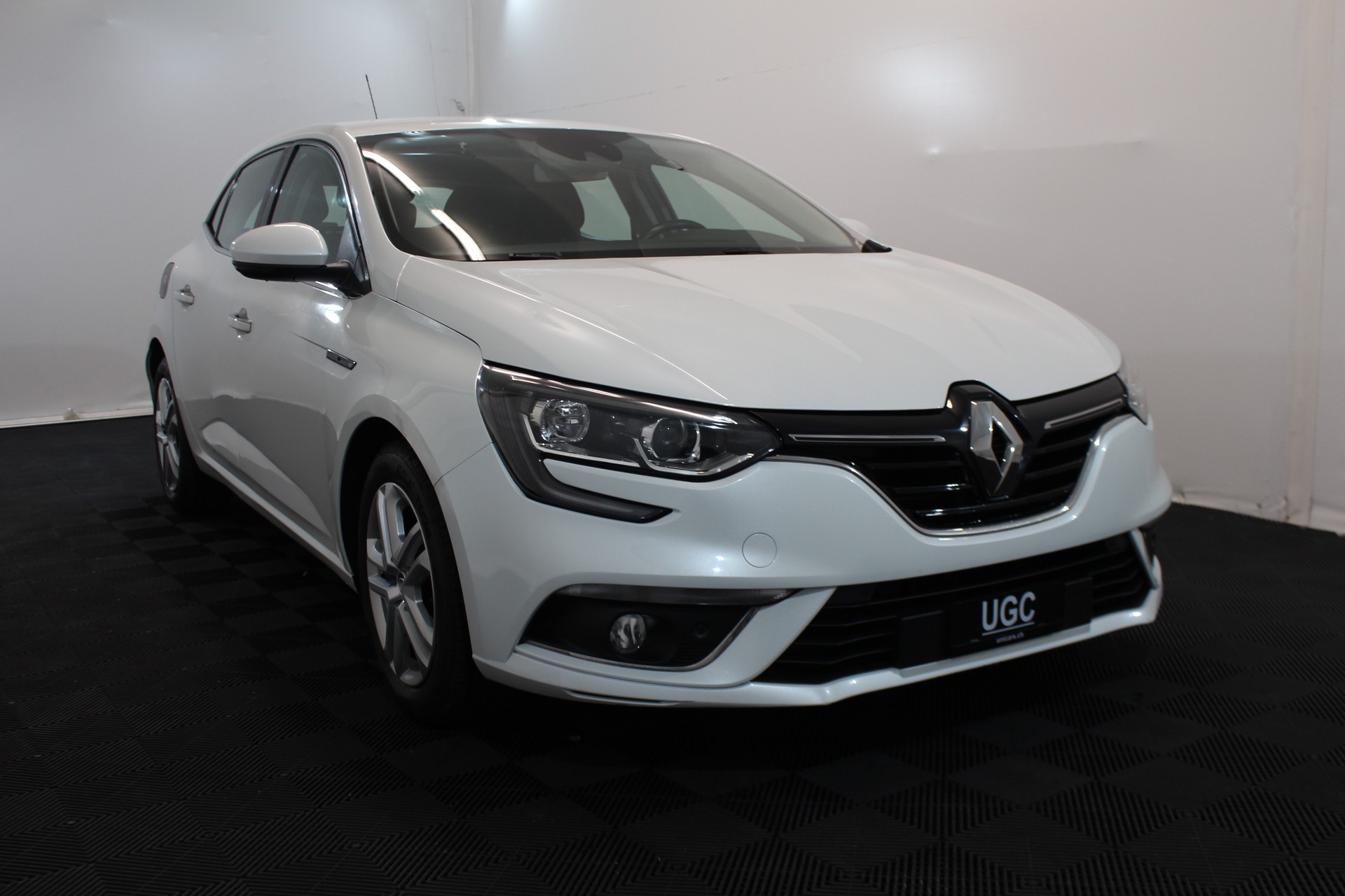 RENAULT Mégane 1.2 TCe 130 Zen EDC-image-0