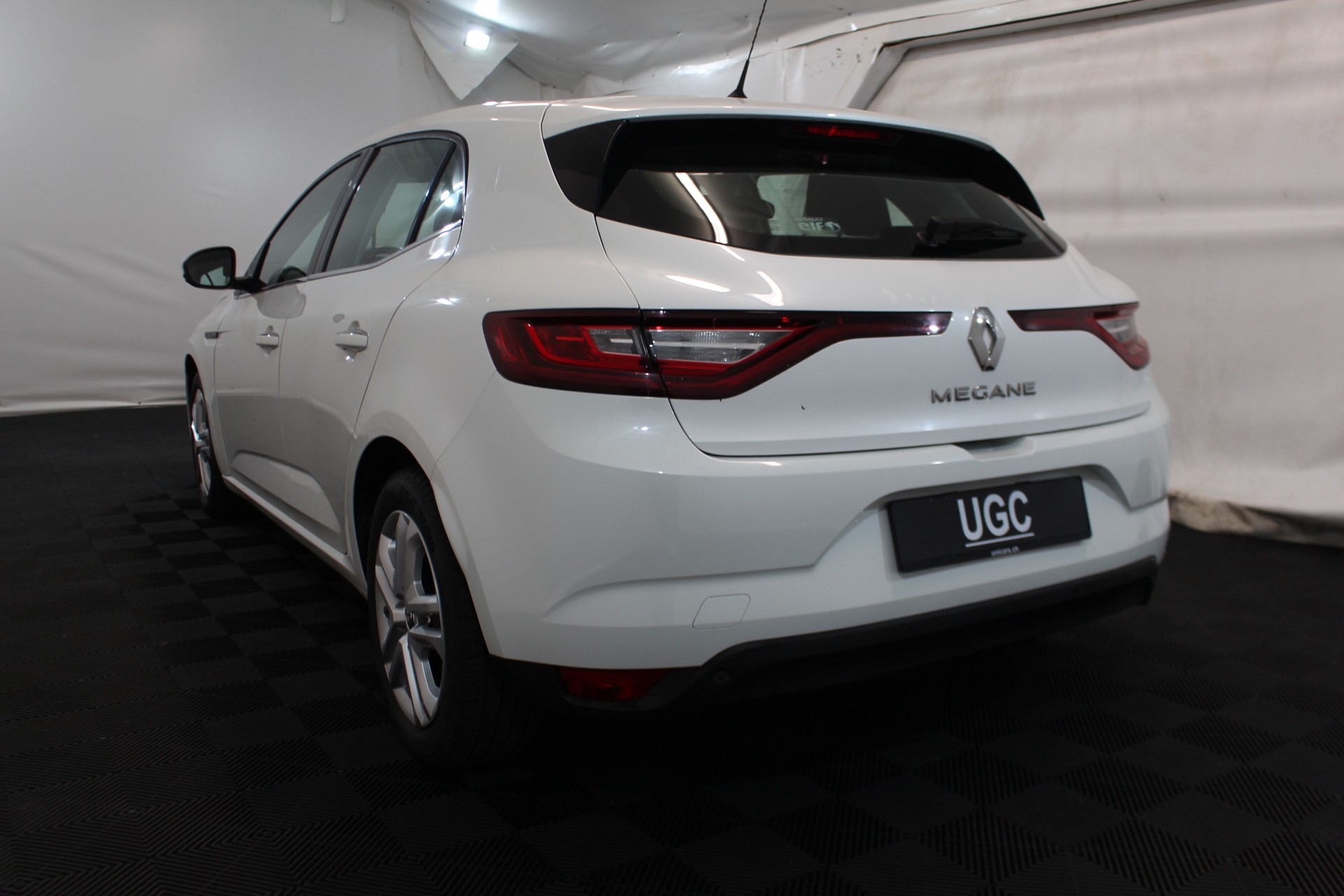 RENAULT Mégane 1.2 TCe 130 Zen EDC-image-3