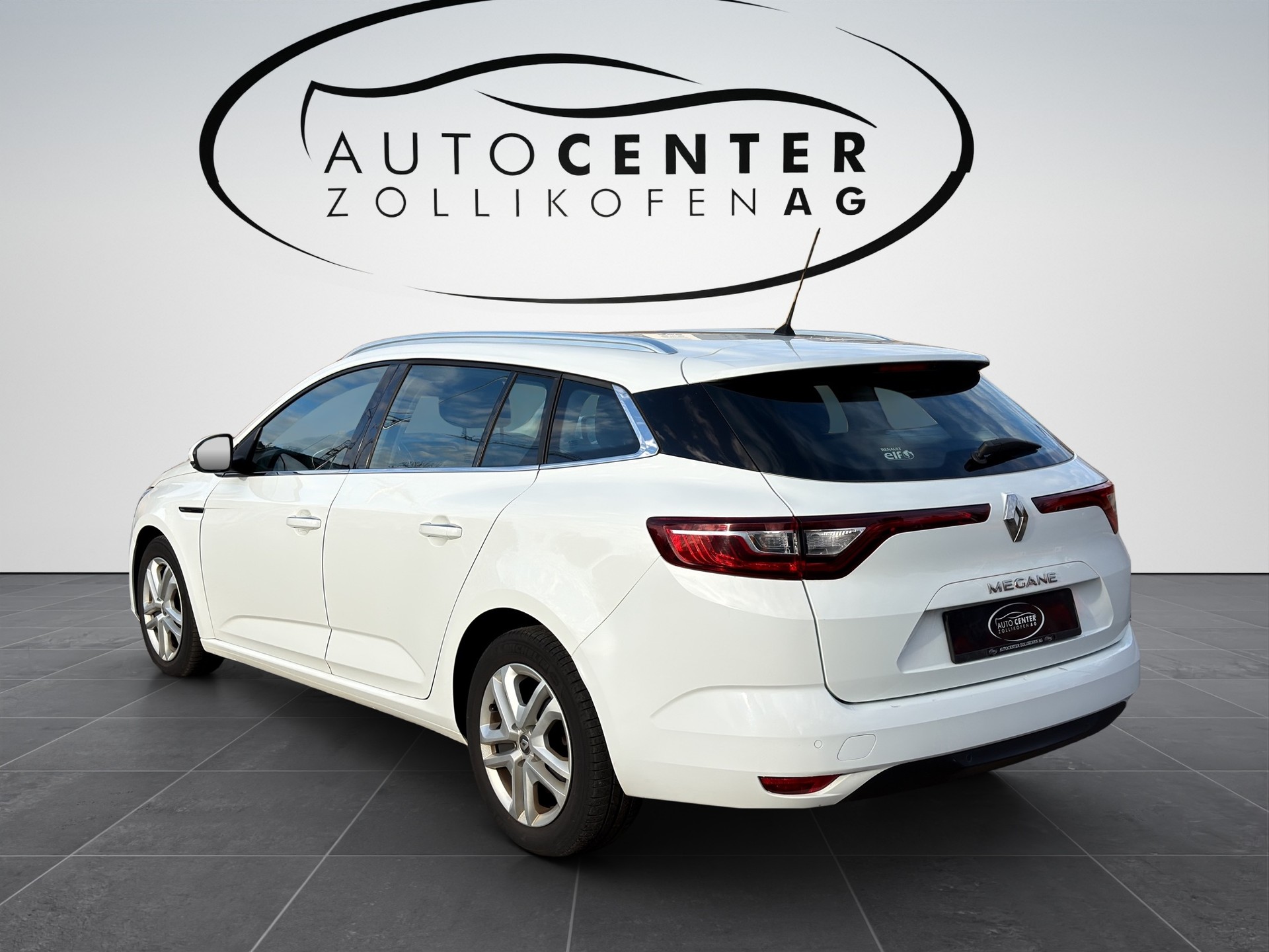 RENAULT Mégane Grandtour 1.5 dCi GT Line EDC-image-6