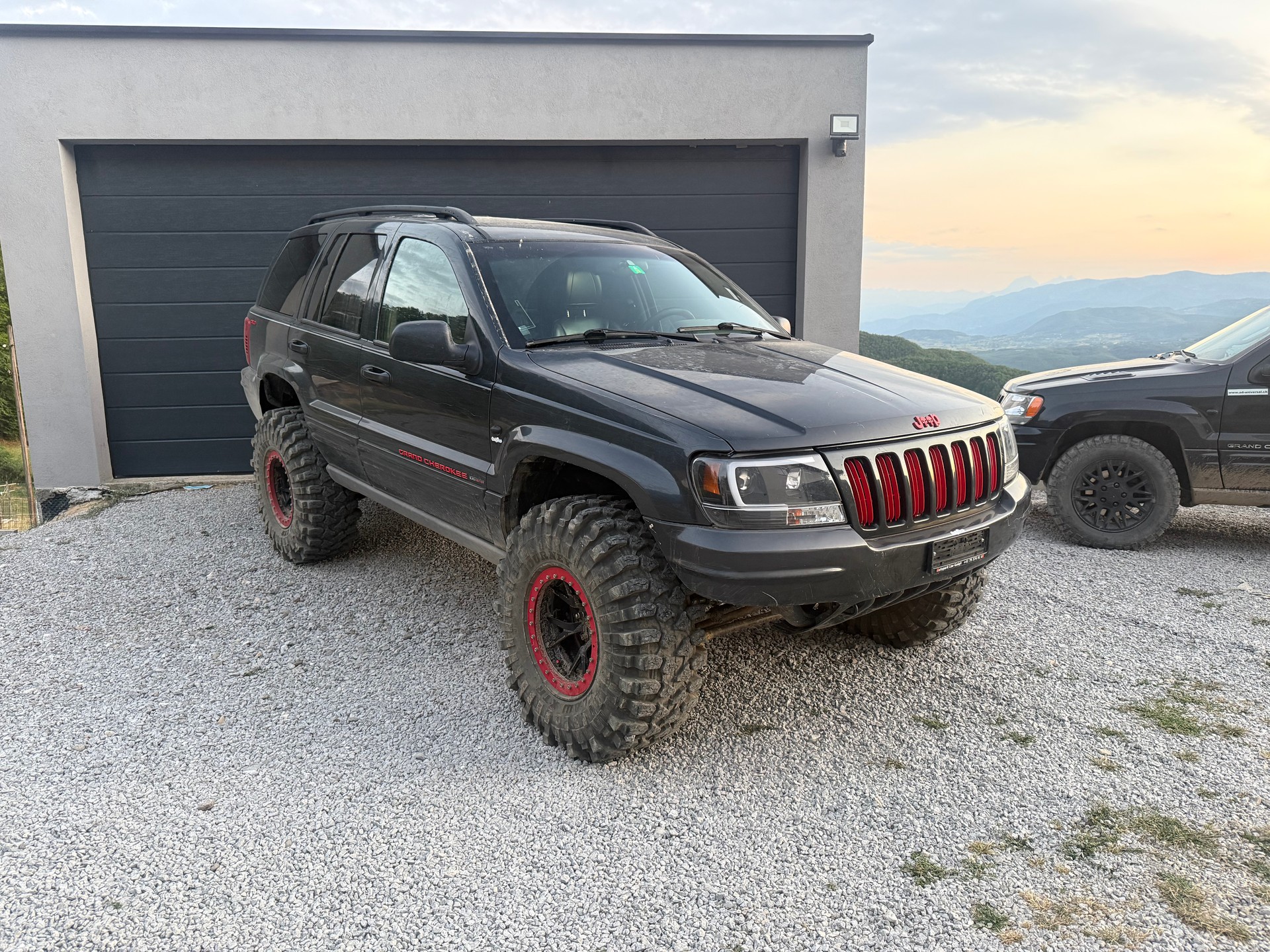 JEEP Grand Cherokee 4.7 Limited Automatic-image-2