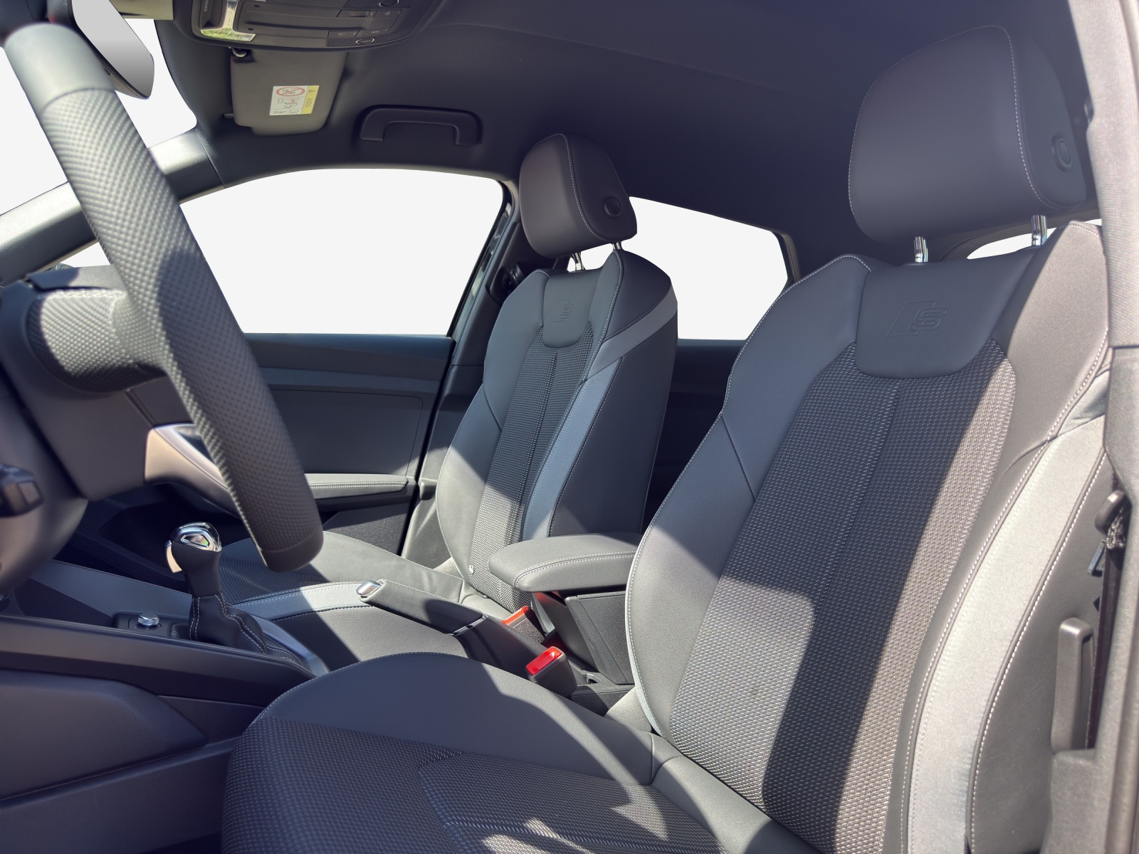 AUDI A1 Sportback 30 TFSI Attraction S-tronic-image-14