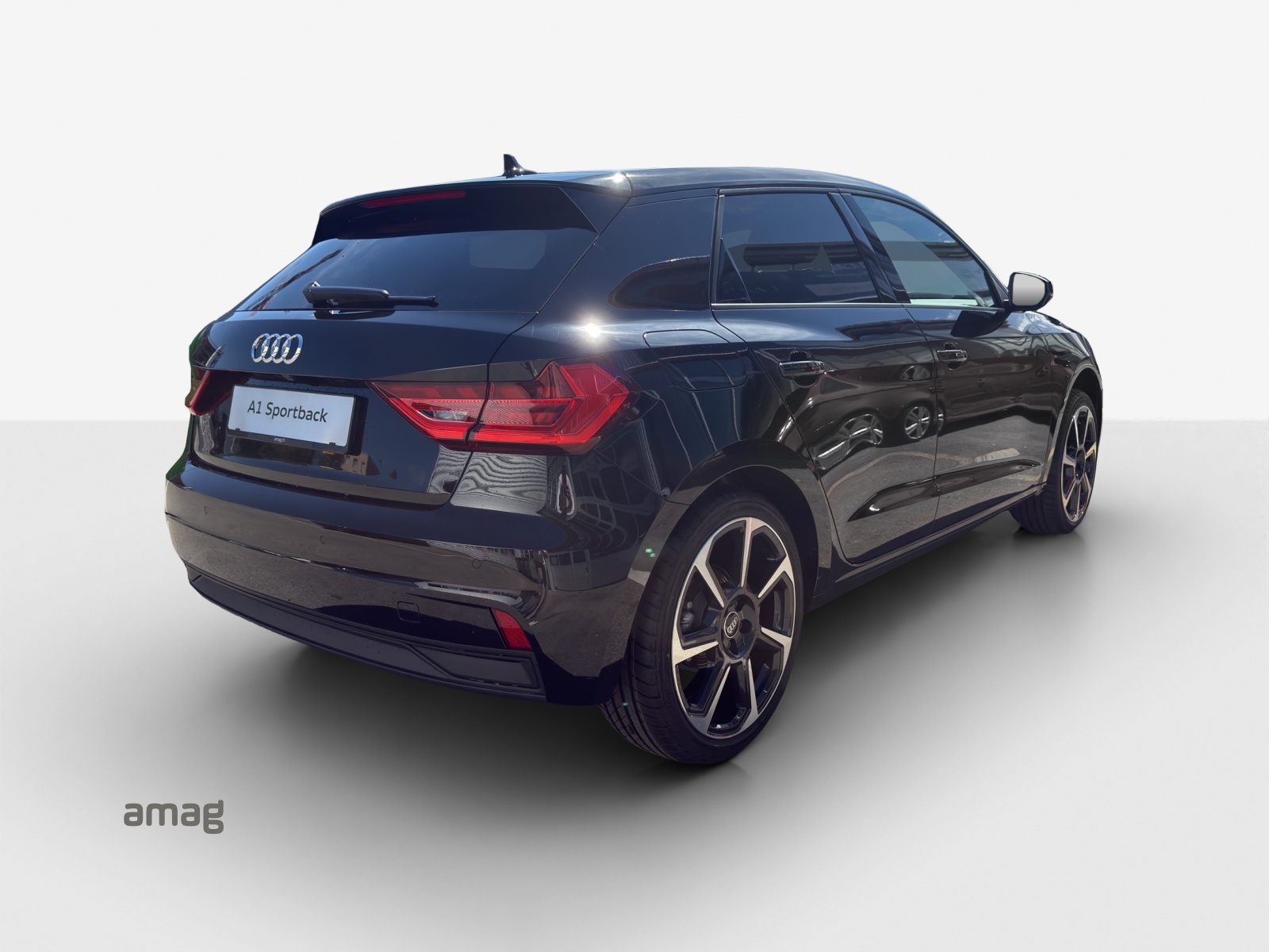 AUDI A1 Sportback 30 TFSI Attraction S-tronic-image-4