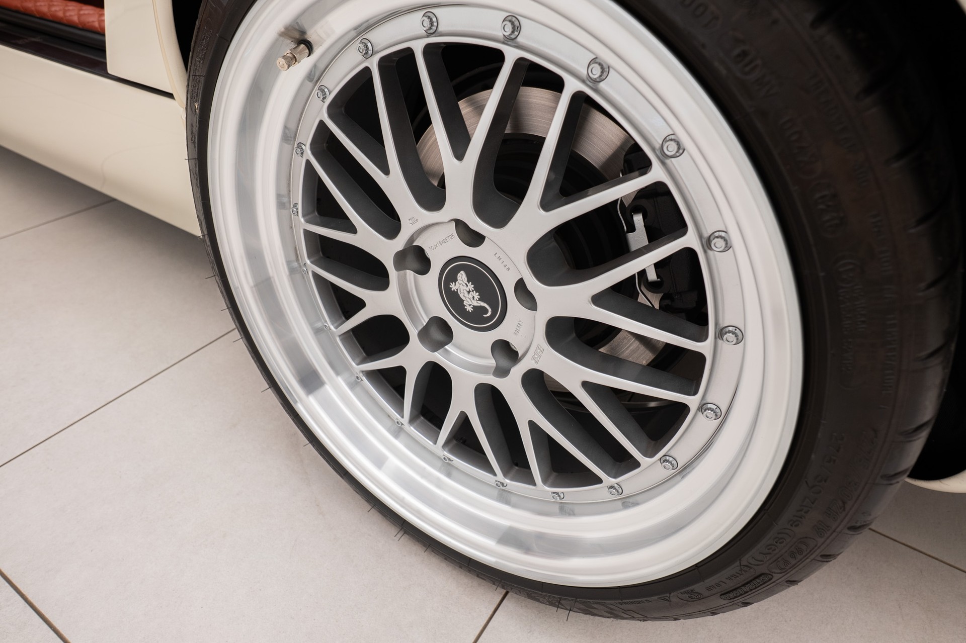 WIESMANN Roadster MF3-image-15