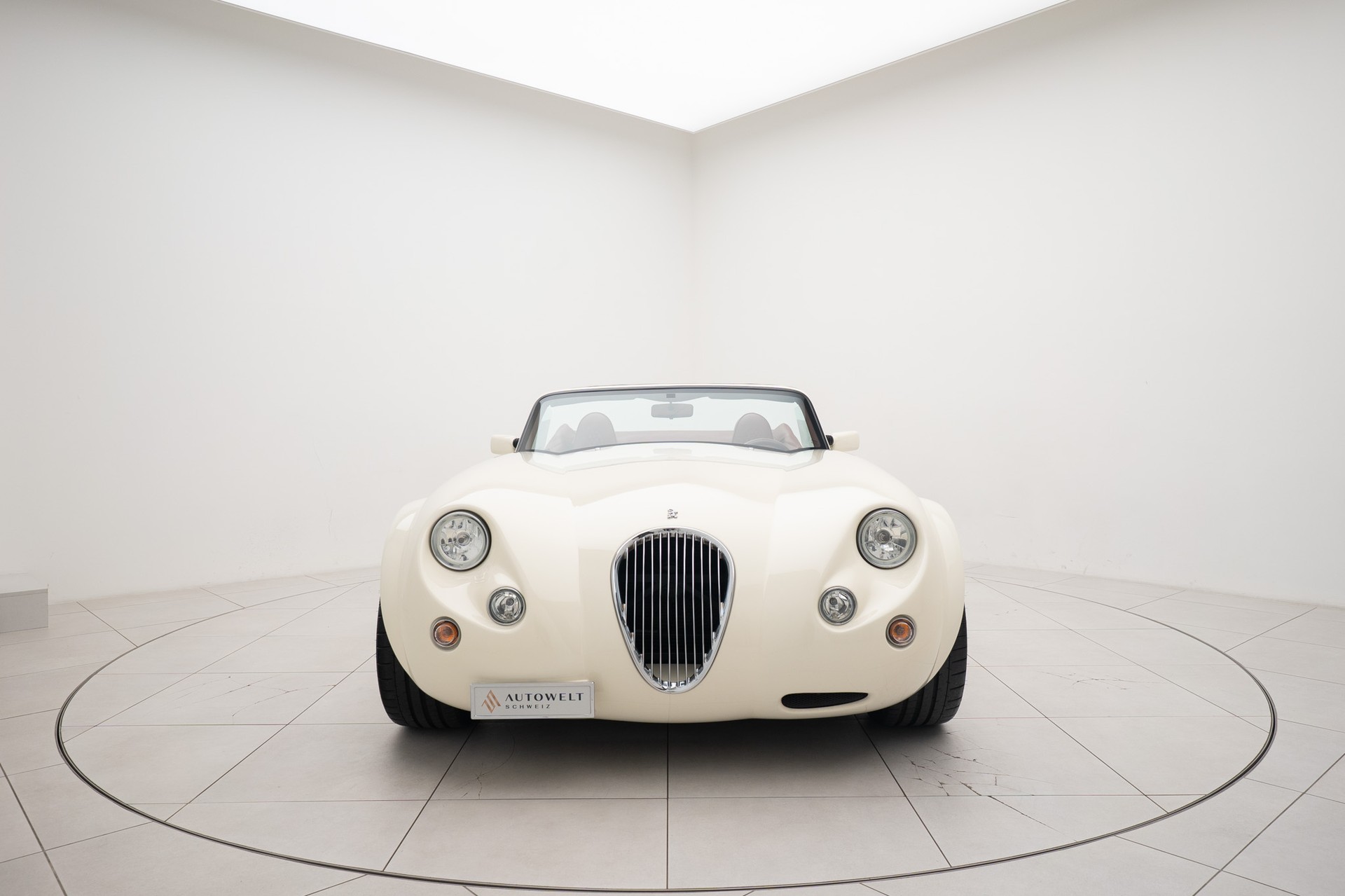 WIESMANN Roadster MF3-image-4