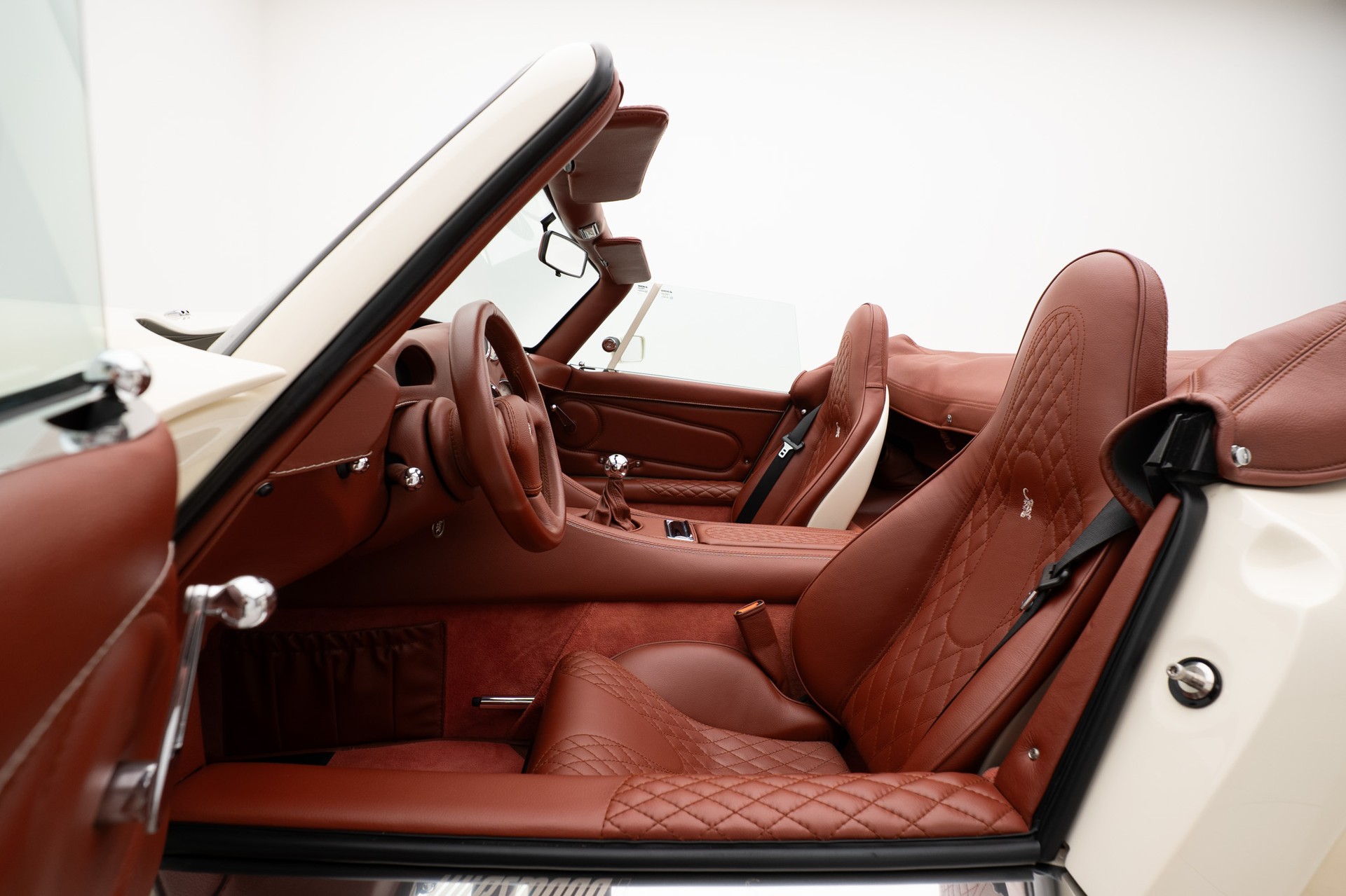 WIESMANN Roadster MF3-image-6