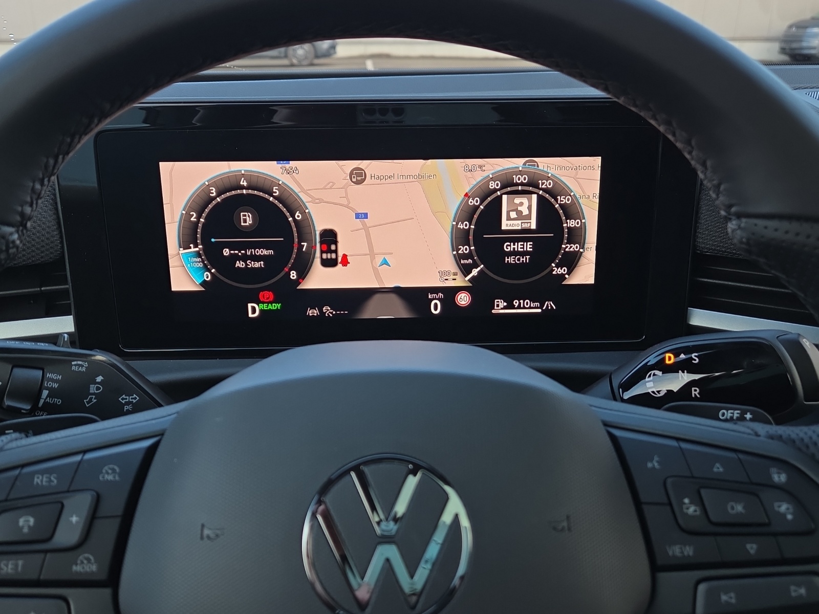VW T-Roc 1.5 eTSI mHEV R-Line DSG-image-11