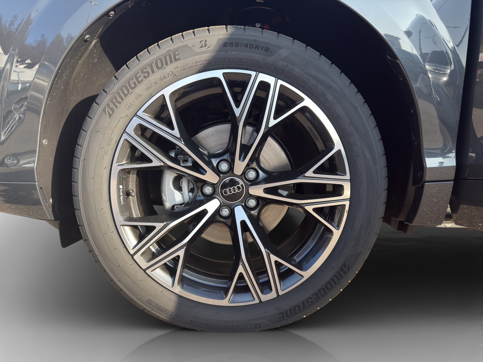 AUDI Q3 SUV 110 kW TFSI S tronic-image-13